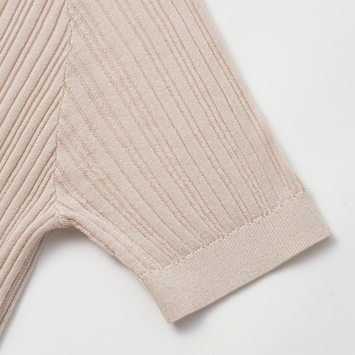 “By Inch."蠶絲針織綁帶上衣—Honey Pearl 蜜珠光