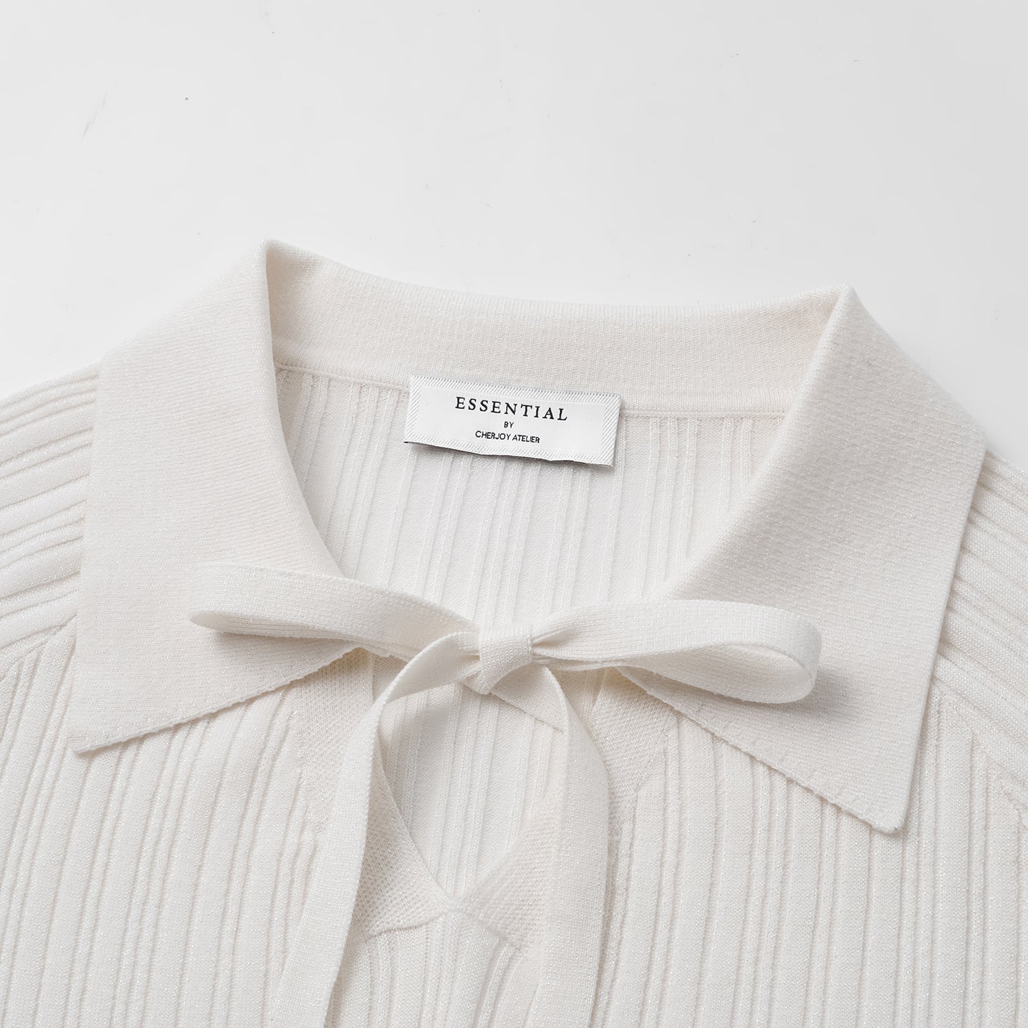 “By Inch." 蠶絲針織綁帶上衣—Pearl Whisper 珍珠絮語