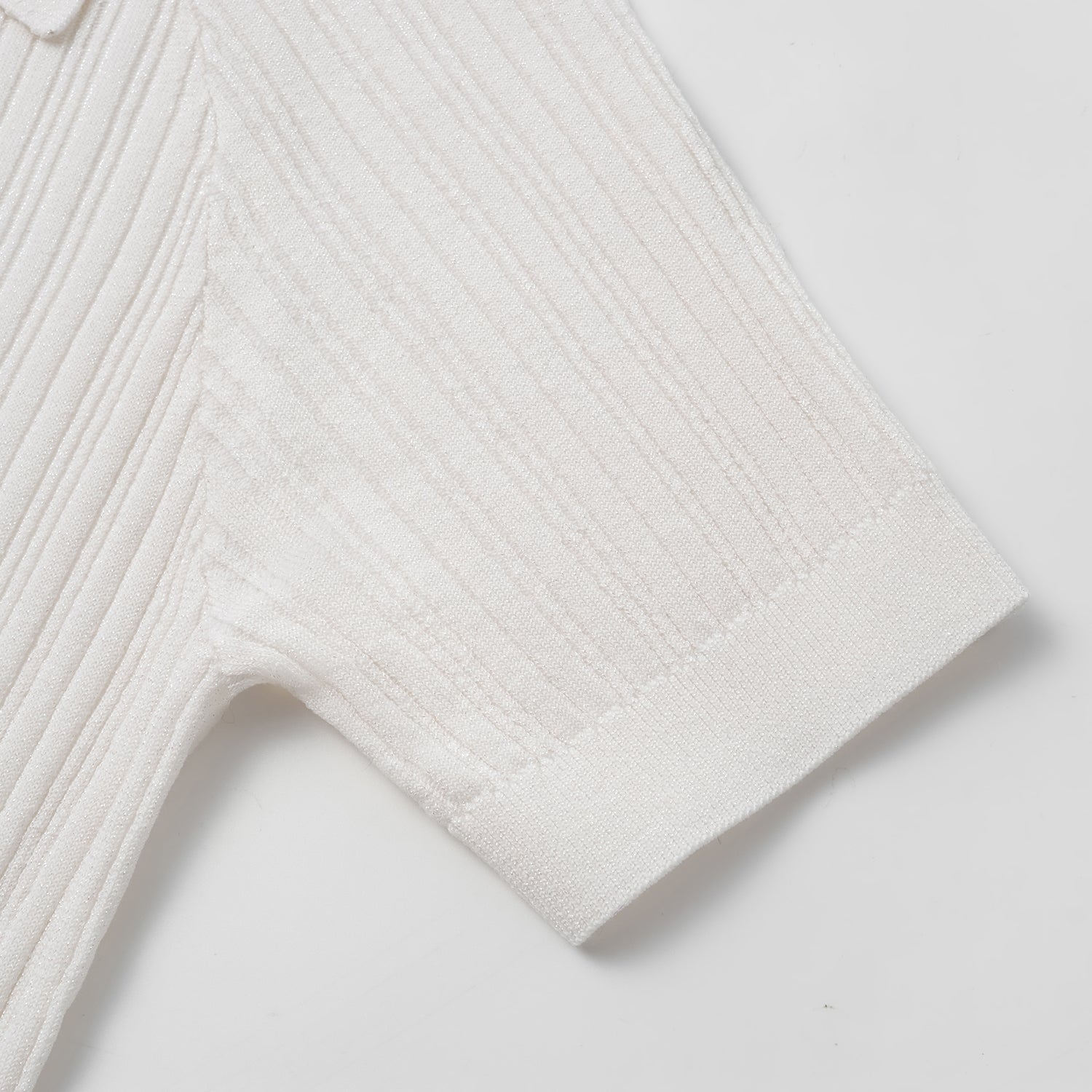 “By Inch." 蠶絲針織綁帶上衣—Pearl Whisper 珍珠絮語