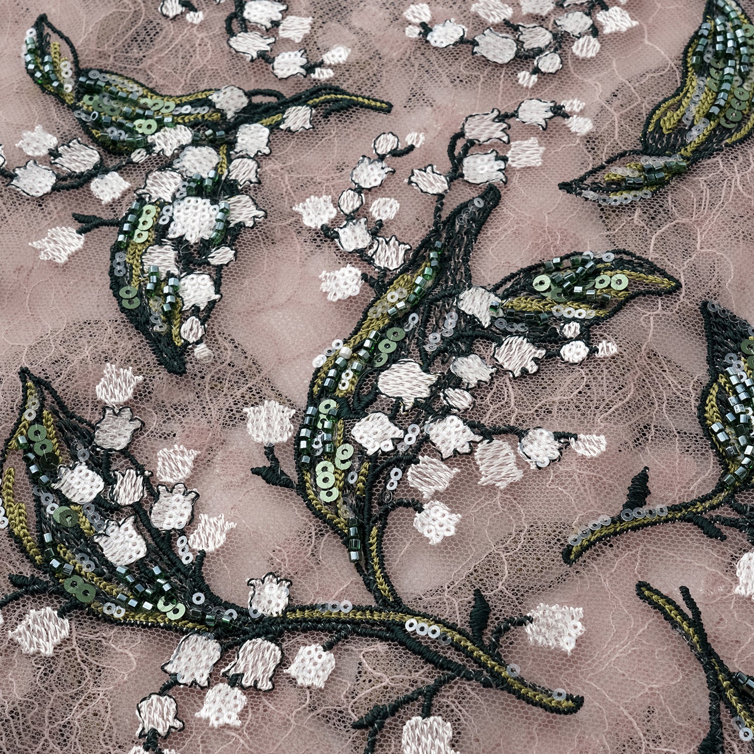 "Imperial Garden Teatime." 奢華珠繡蕾絲Oversized輕國風罩衫—Jade Aroma翠影凝香