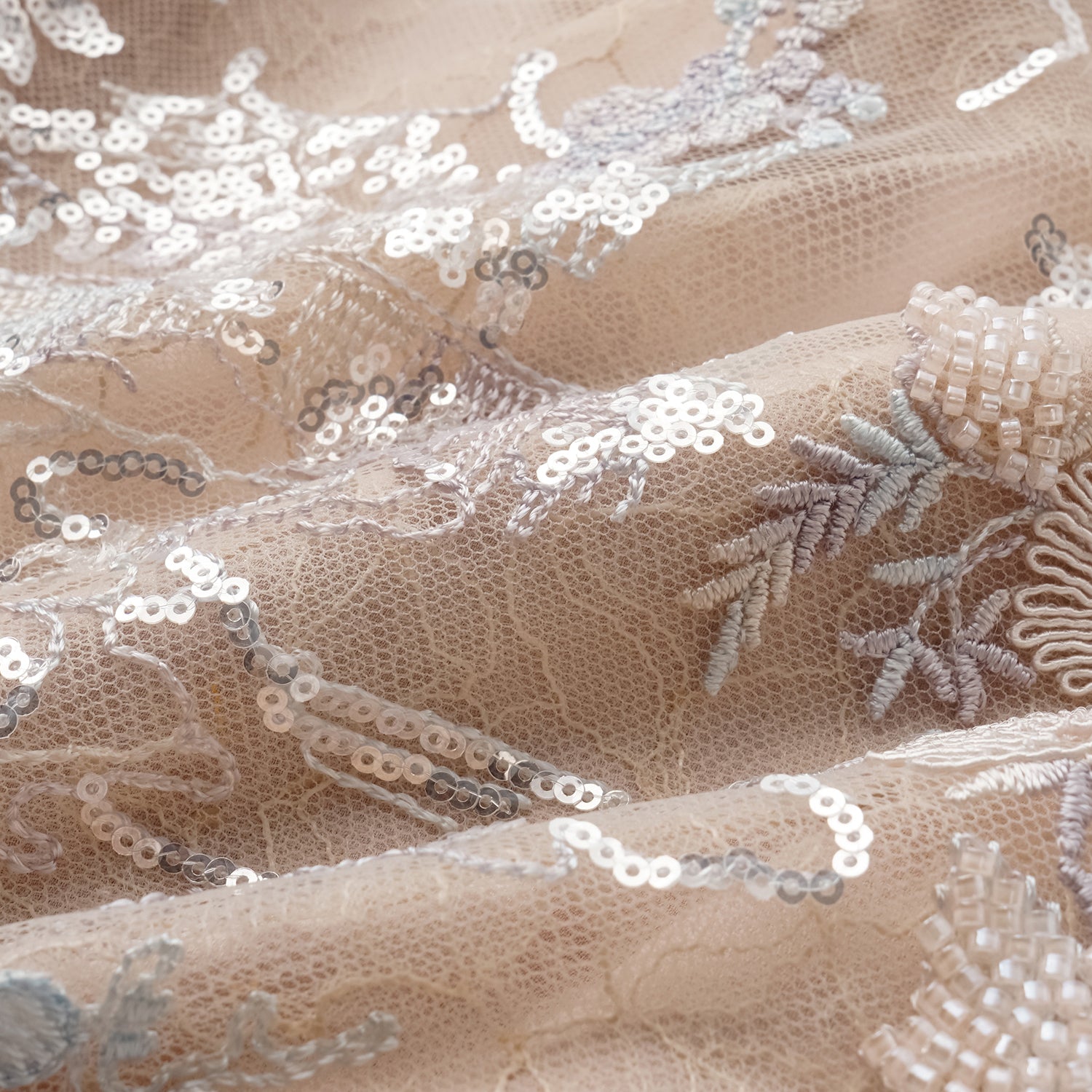 "Imperial Garden Teatime"點景白描奢華珠繡輕國風蕾絲短褲—Petal Silhouette花間影