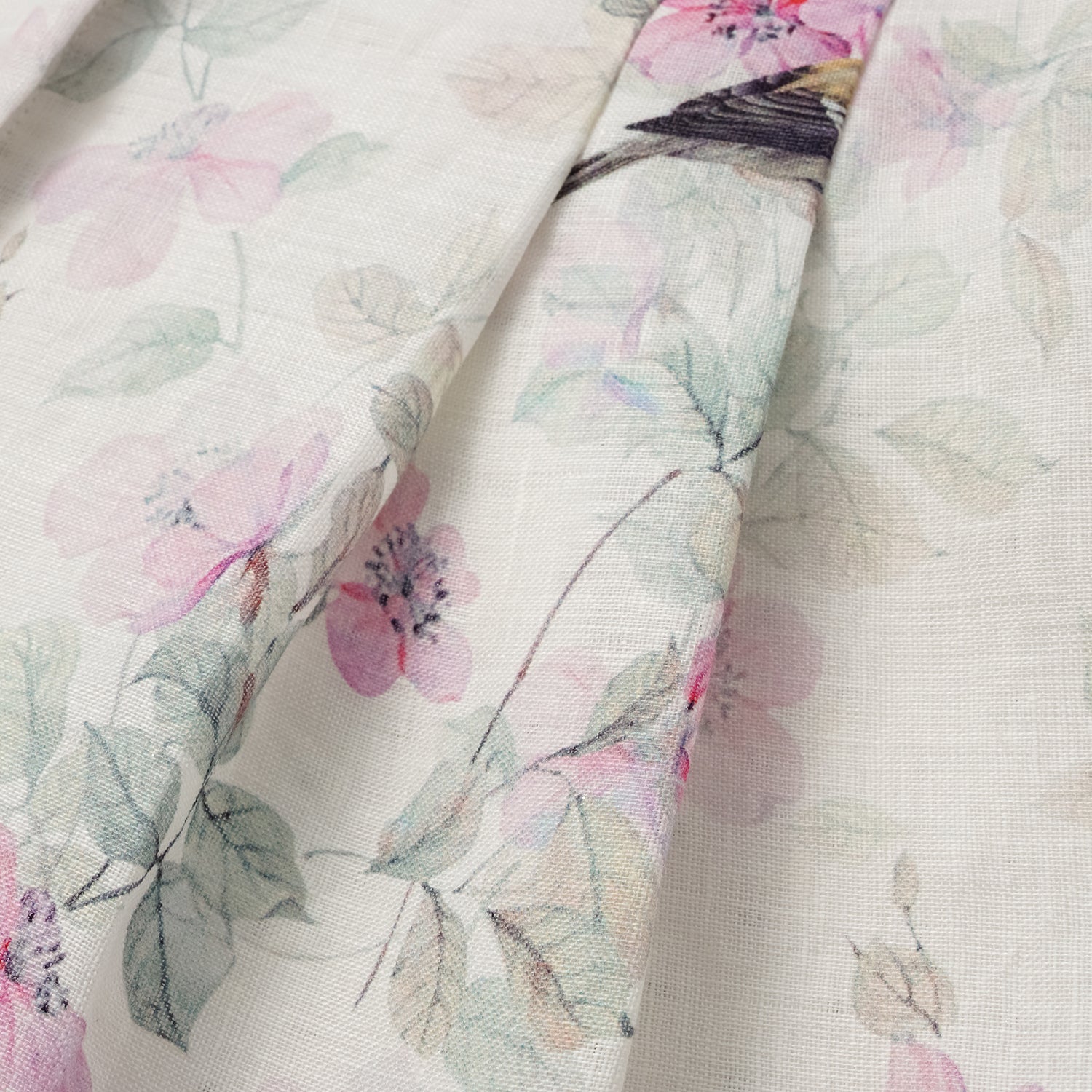 “春意” 義大利繪印藏鑽亞麻輕國風短褲—花枝映羽