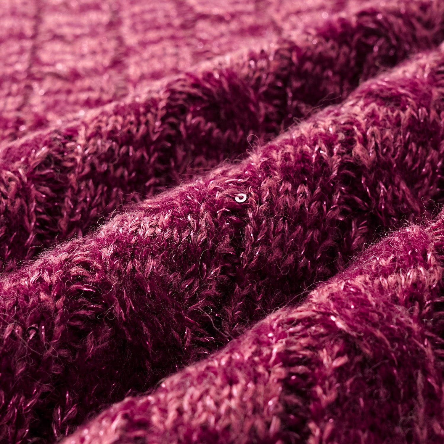 “Winter diary.” 100% Cashmere 亮片麻花編織針織背心—Luck