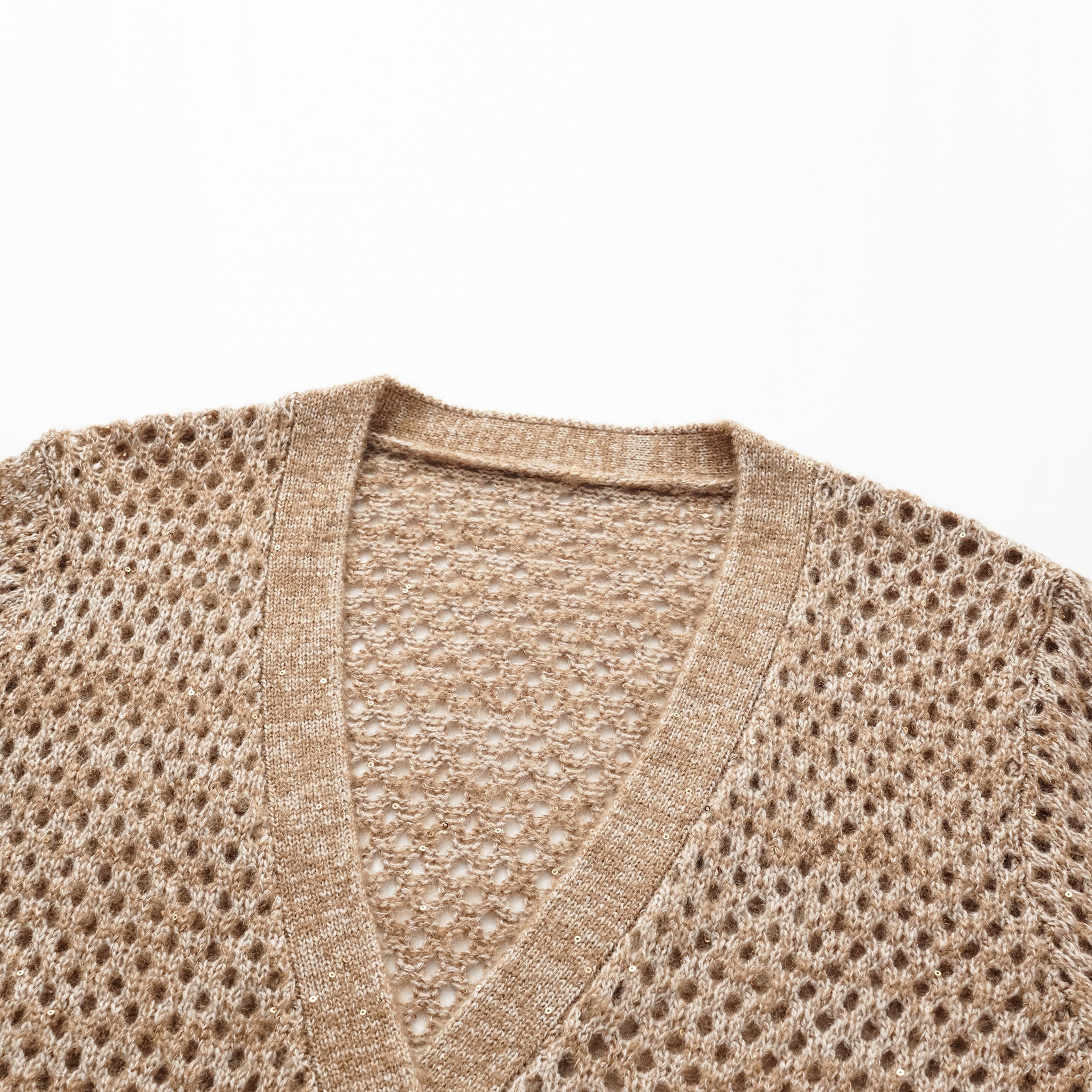 "Chelsea Citywalk." 100% Cashmere 亮片蕾絲編織工藝針織開衫—Cinnamon Latte