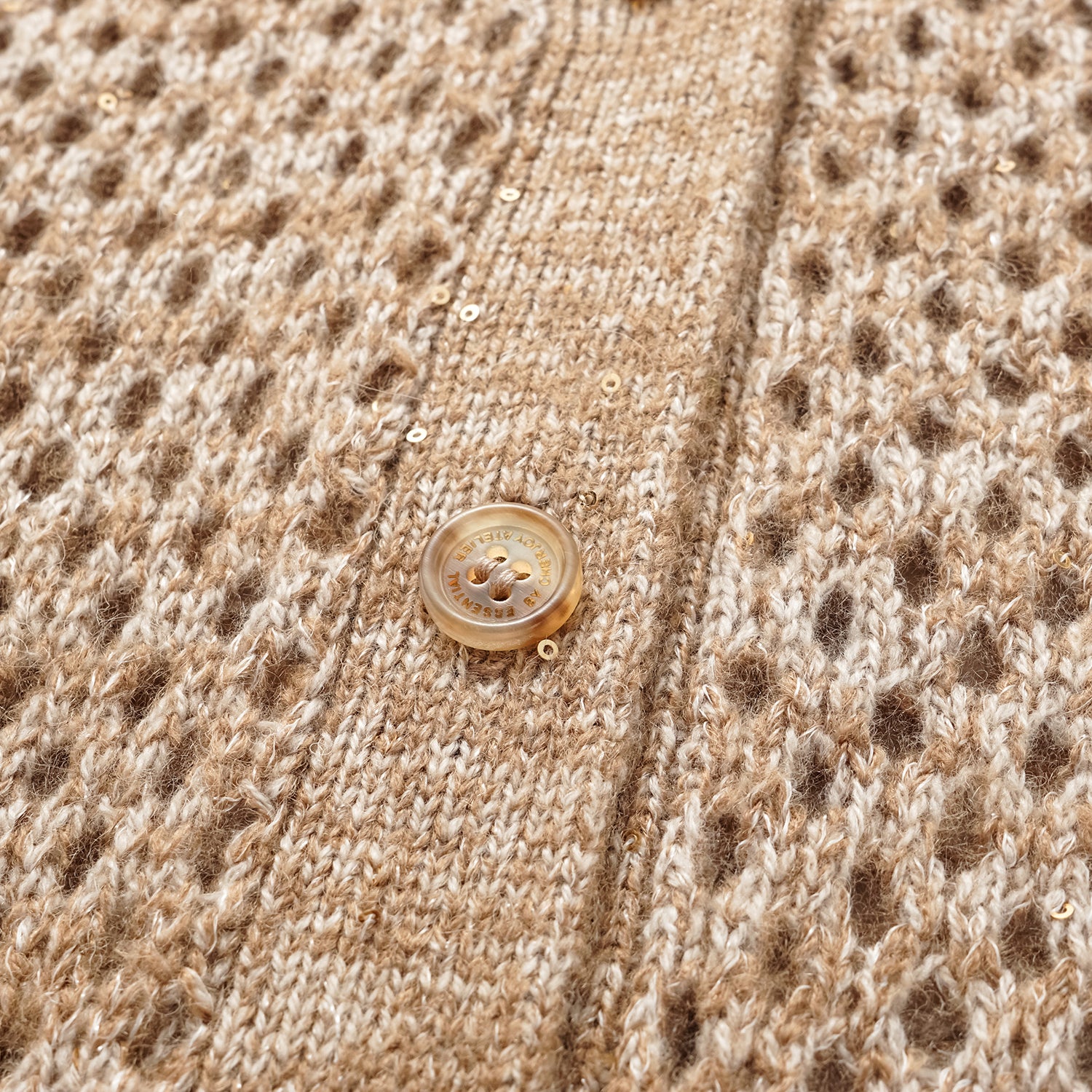 "Chelsea Citywalk." 100% Cashmere 亮片蕾絲編織工藝針織開衫—Cinnamon Latte