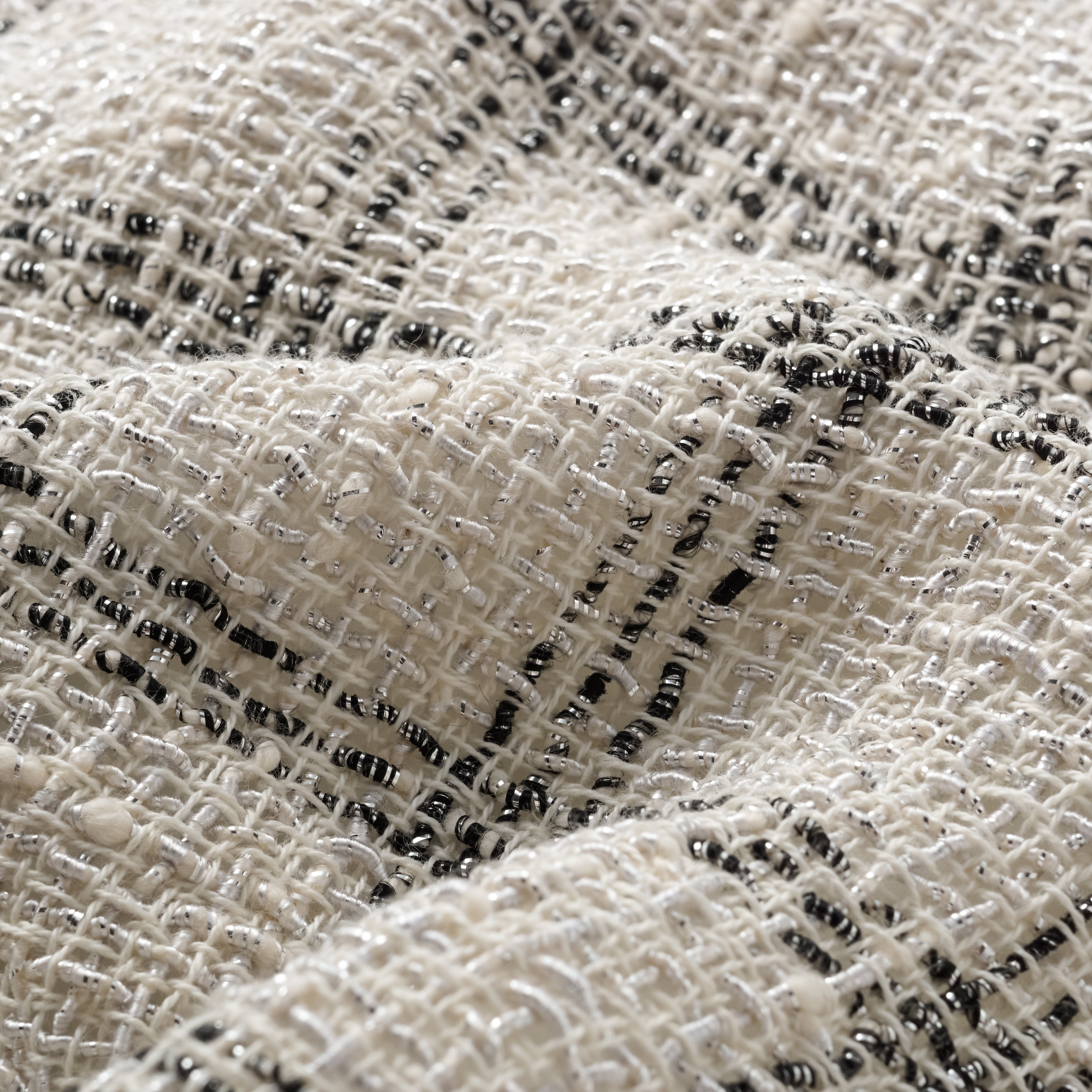 “Breeze boucle" 英國頂級輕薄花呢短褲—Gin Tonic