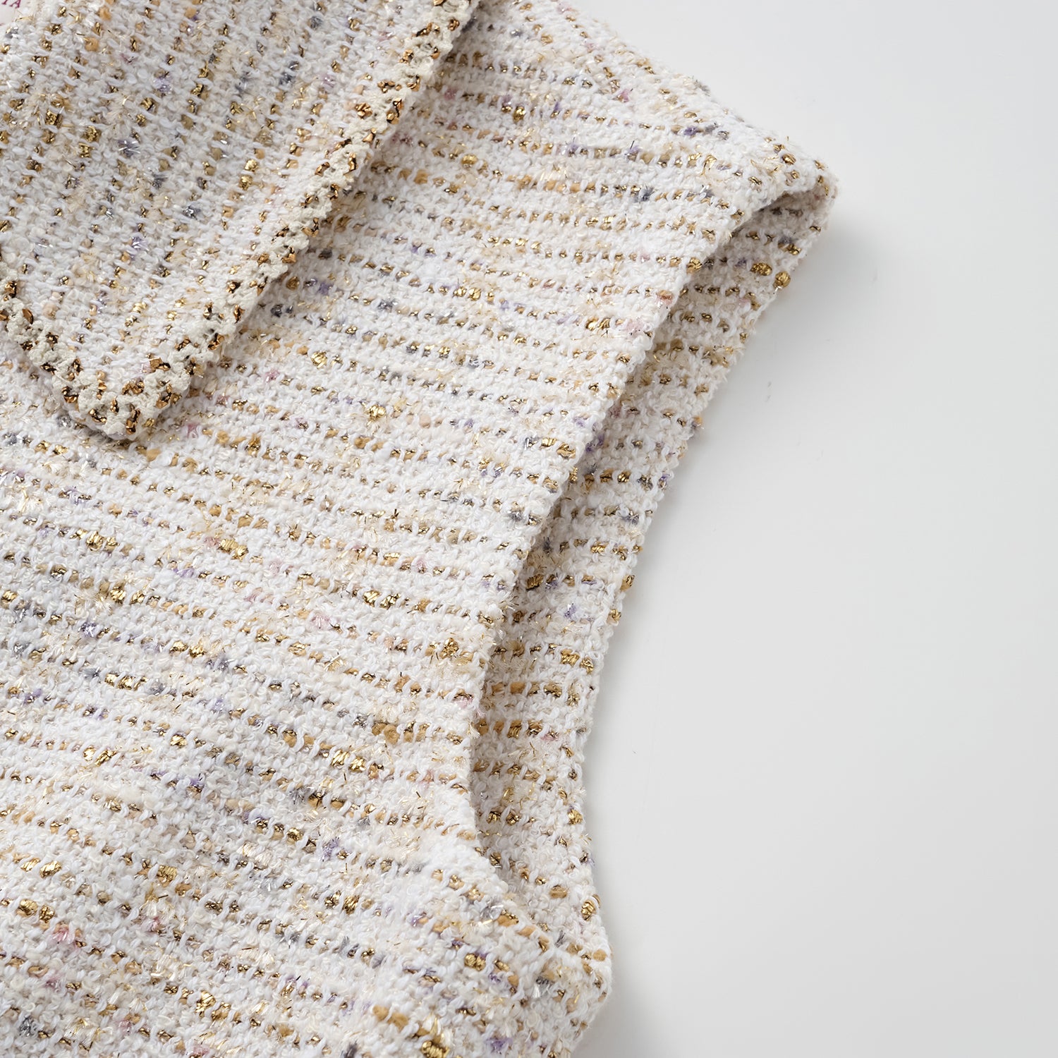 "Chelsea Citywalk." 西班牙縷金工藝輕薄花呢馬甲背心