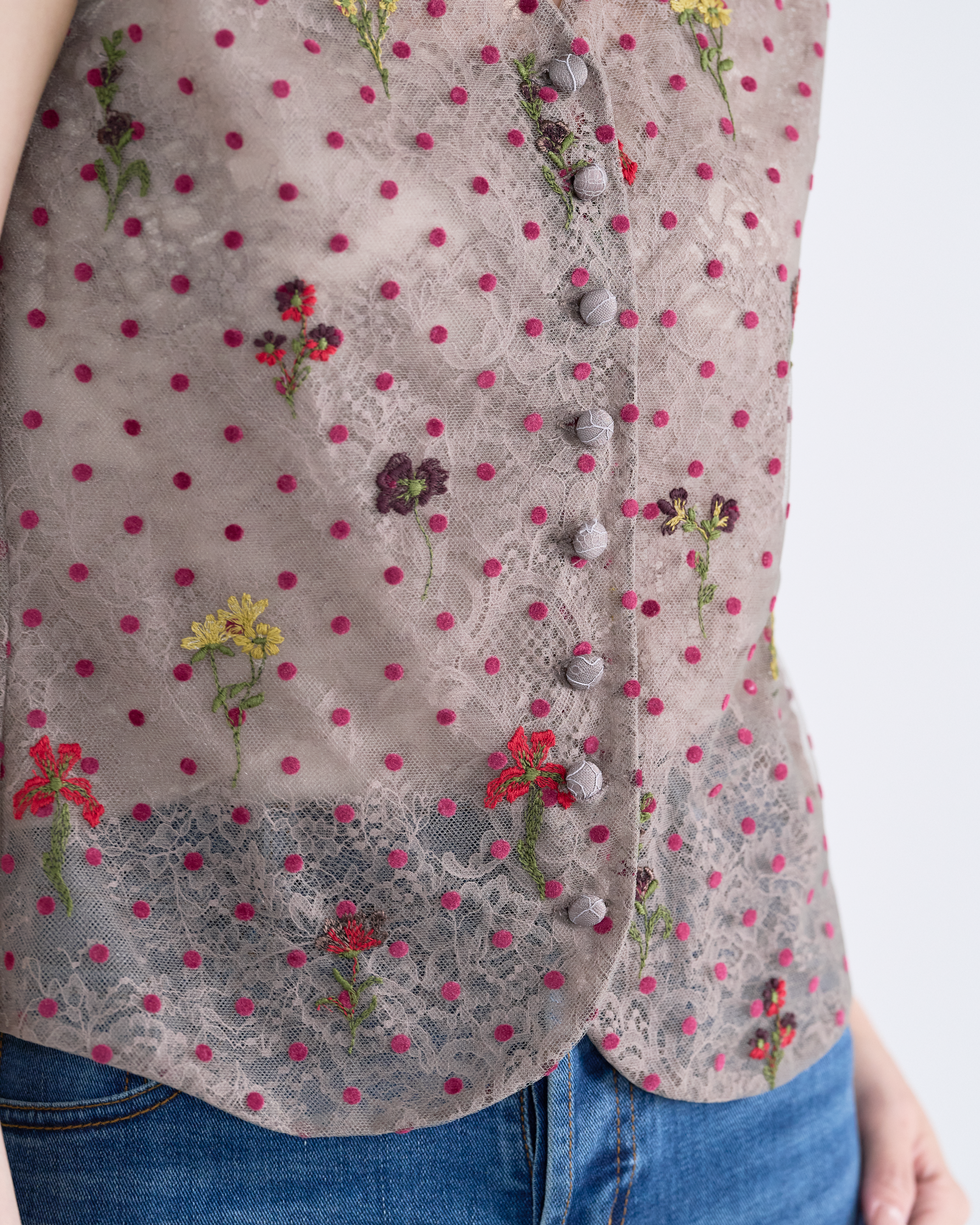 “Brunch at Ritz”法國絨點刺繡蕾絲西裝馬甲背心—Berry Soufflé 莓果舒芙蕾