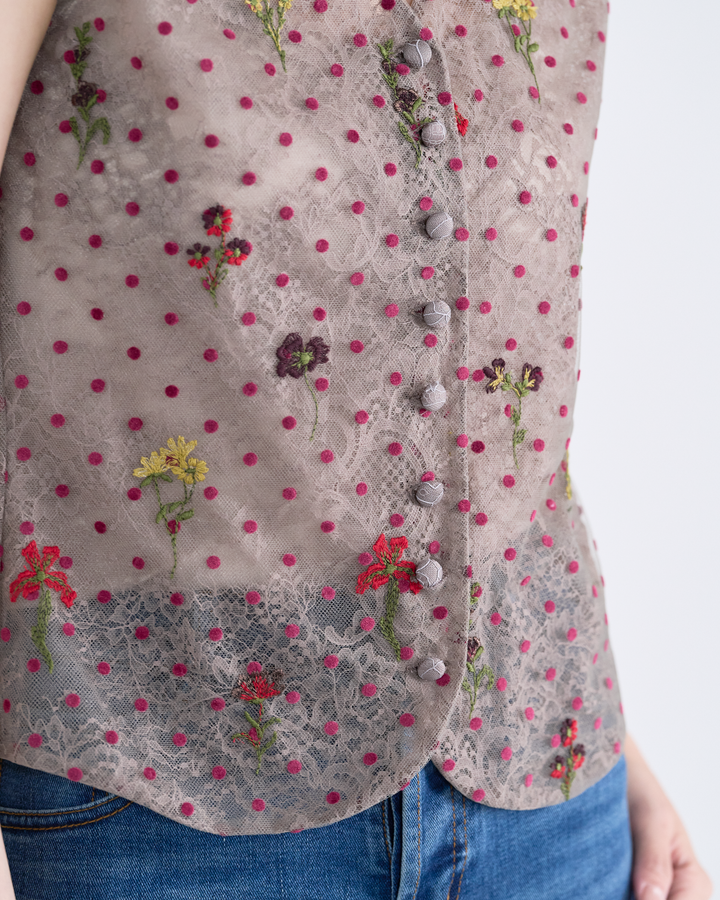 “Brunch at Ritz”法國絨點刺繡蕾絲西裝馬甲背心—Berry Soufflé 莓果舒芙蕾