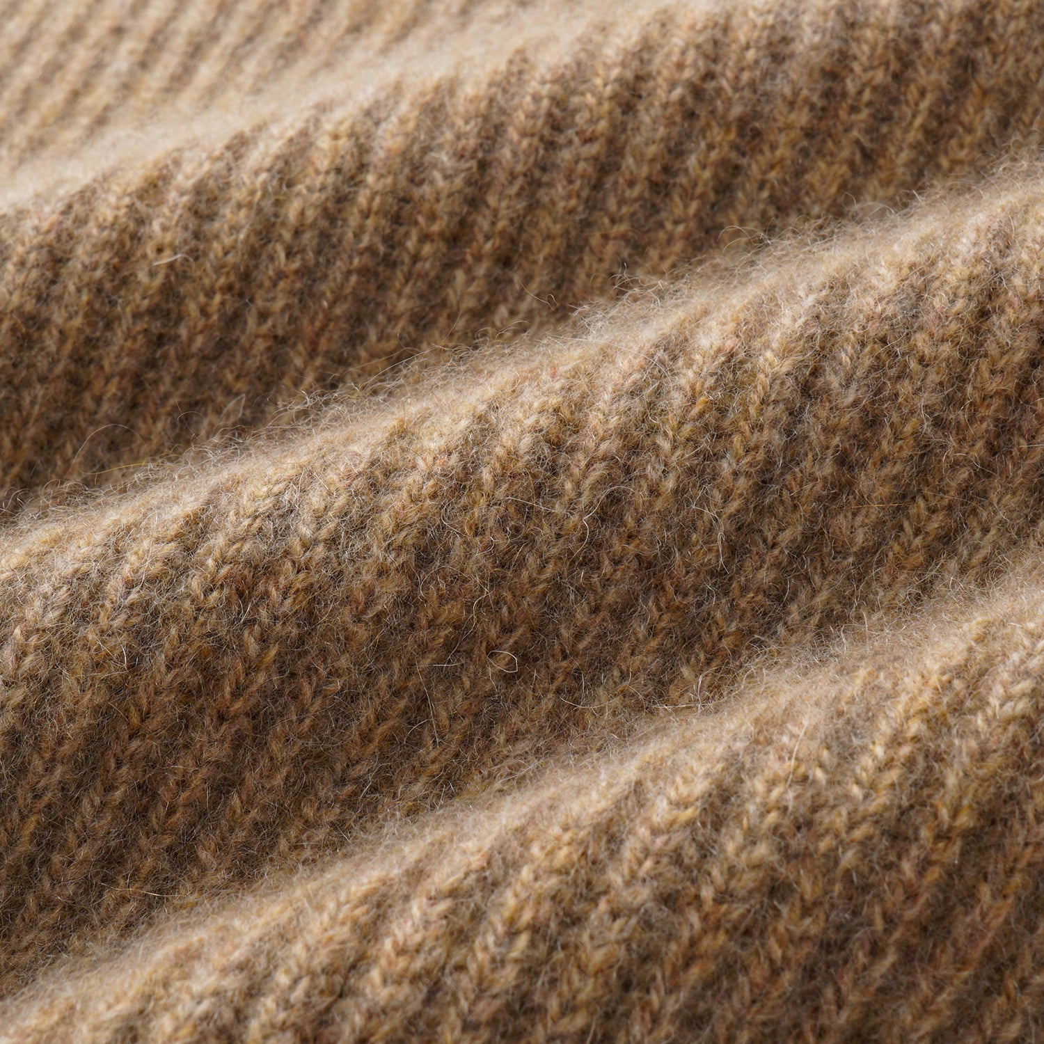 "Winter Diary" 100% Cashmere 粗針大翻領上衣（Yarn by Loro Piana)—Honey Suede蜜杏麂皮