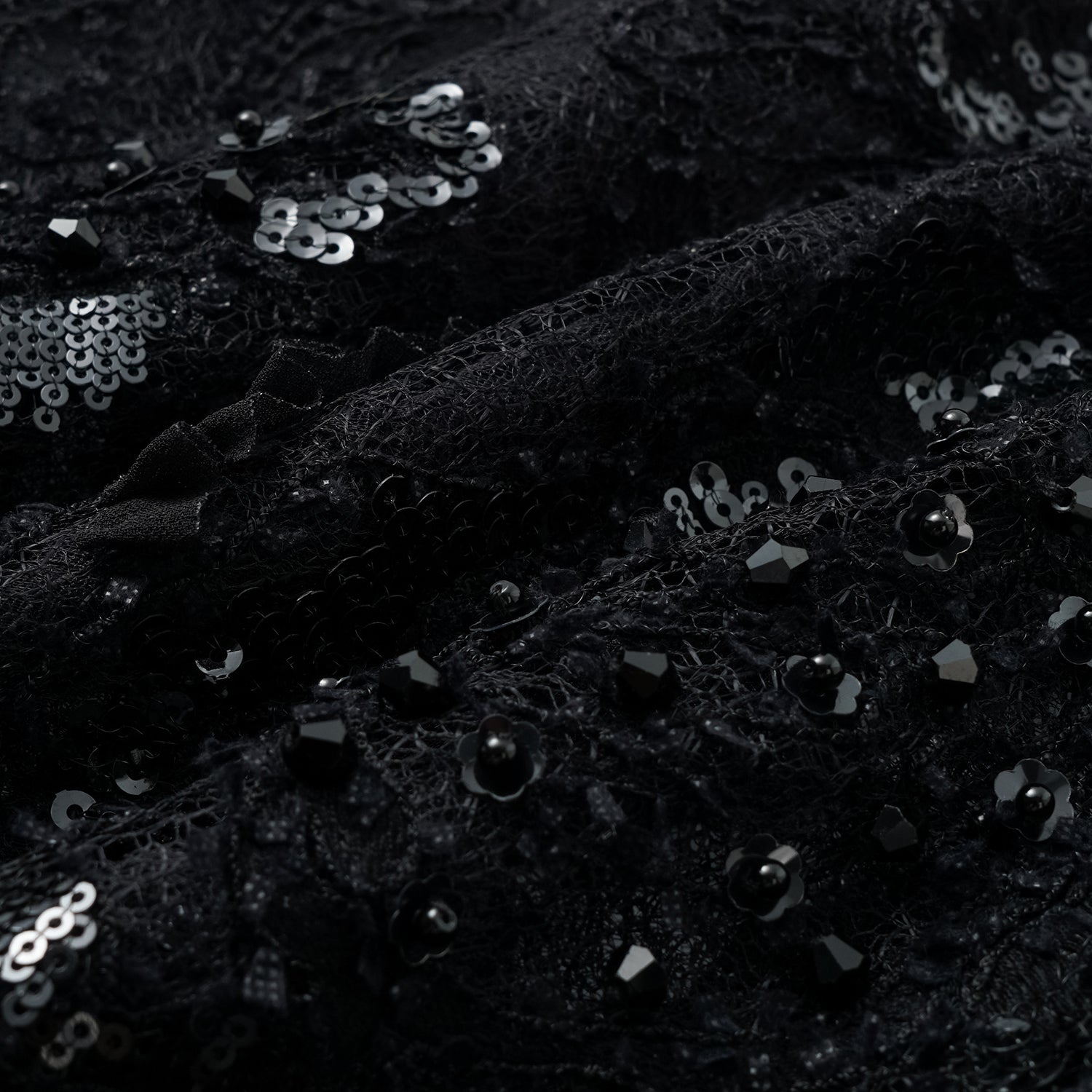 "Weekend at Monaco." 奢華畫藝珠繡蕾絲長褲—Nuit Parfumée 暗香