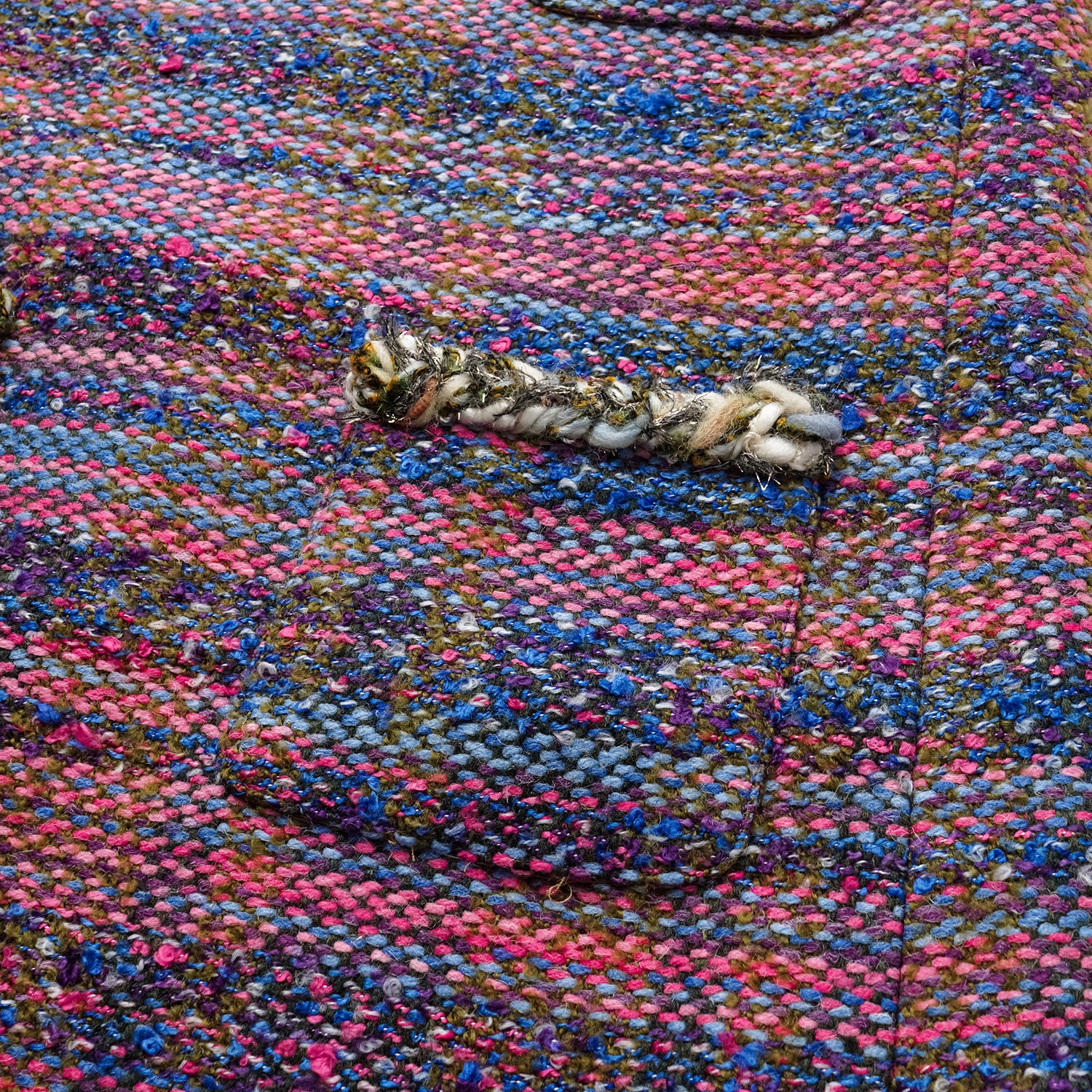 “Chelsea tea time.” 花呢A字洋裝—Berry Happy