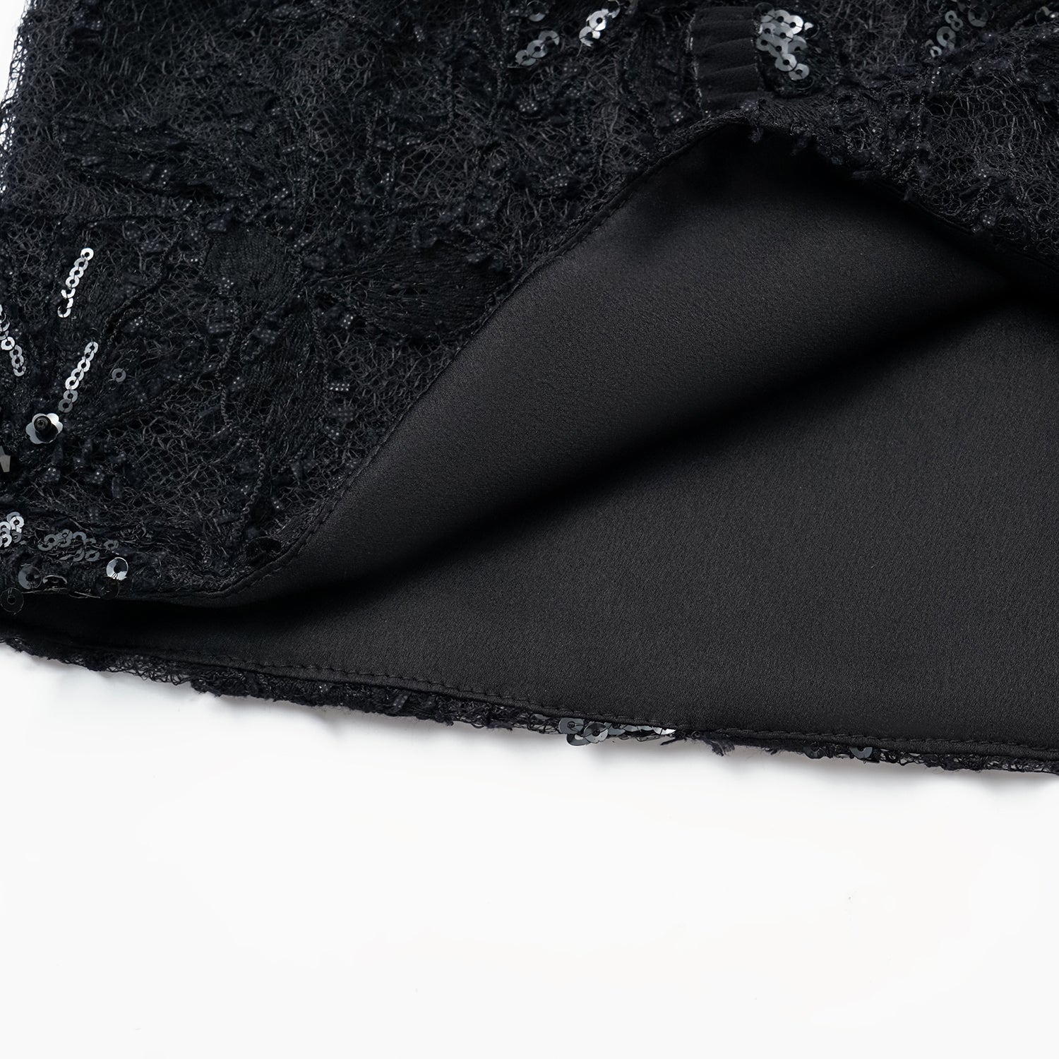 "Weekend at Monaco." 奢華畫藝珠繡蕾絲短褲—Nuit Parfumée 暗香