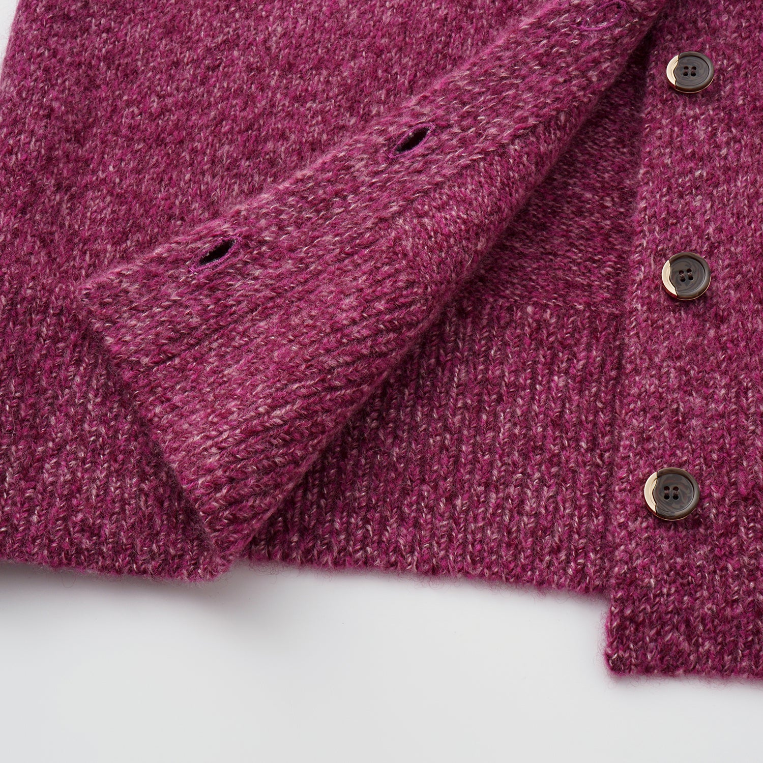 “Winter Diary” Cashmere真絲霧染絨柔細針立領外套—Mulled Berry冬季甜莓