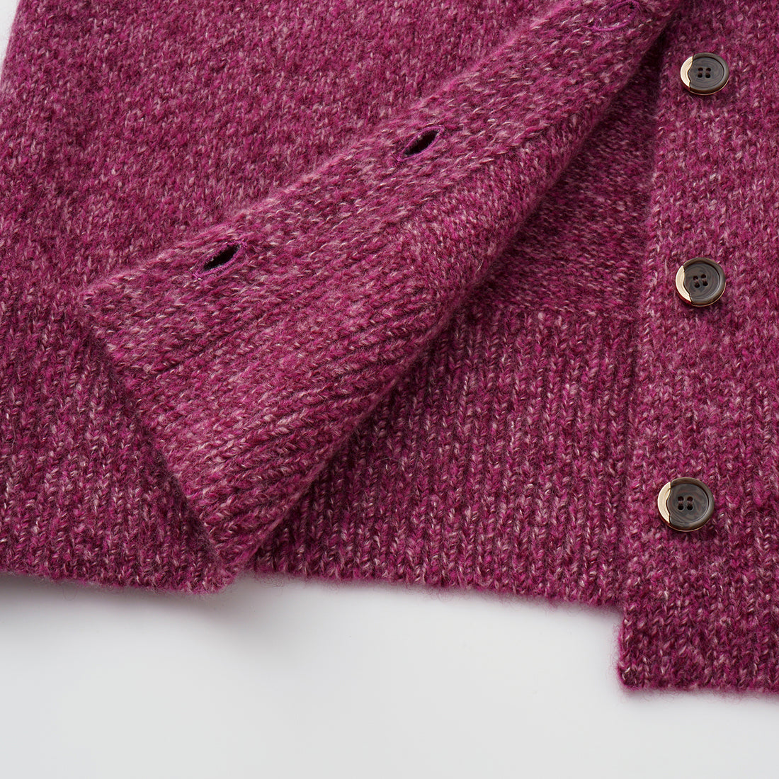 “Winter Diary” Cashmere真絲霧染絨柔細針立領外套—Mulled Berry冬季甜莓
