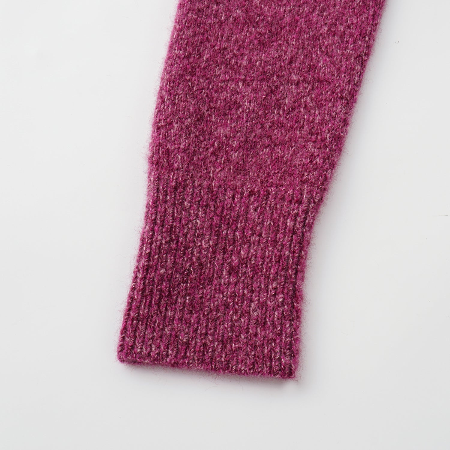 “Winter Diary” Cashmere真絲霧染絨柔細針立領外套—Mulled Berry冬季甜莓