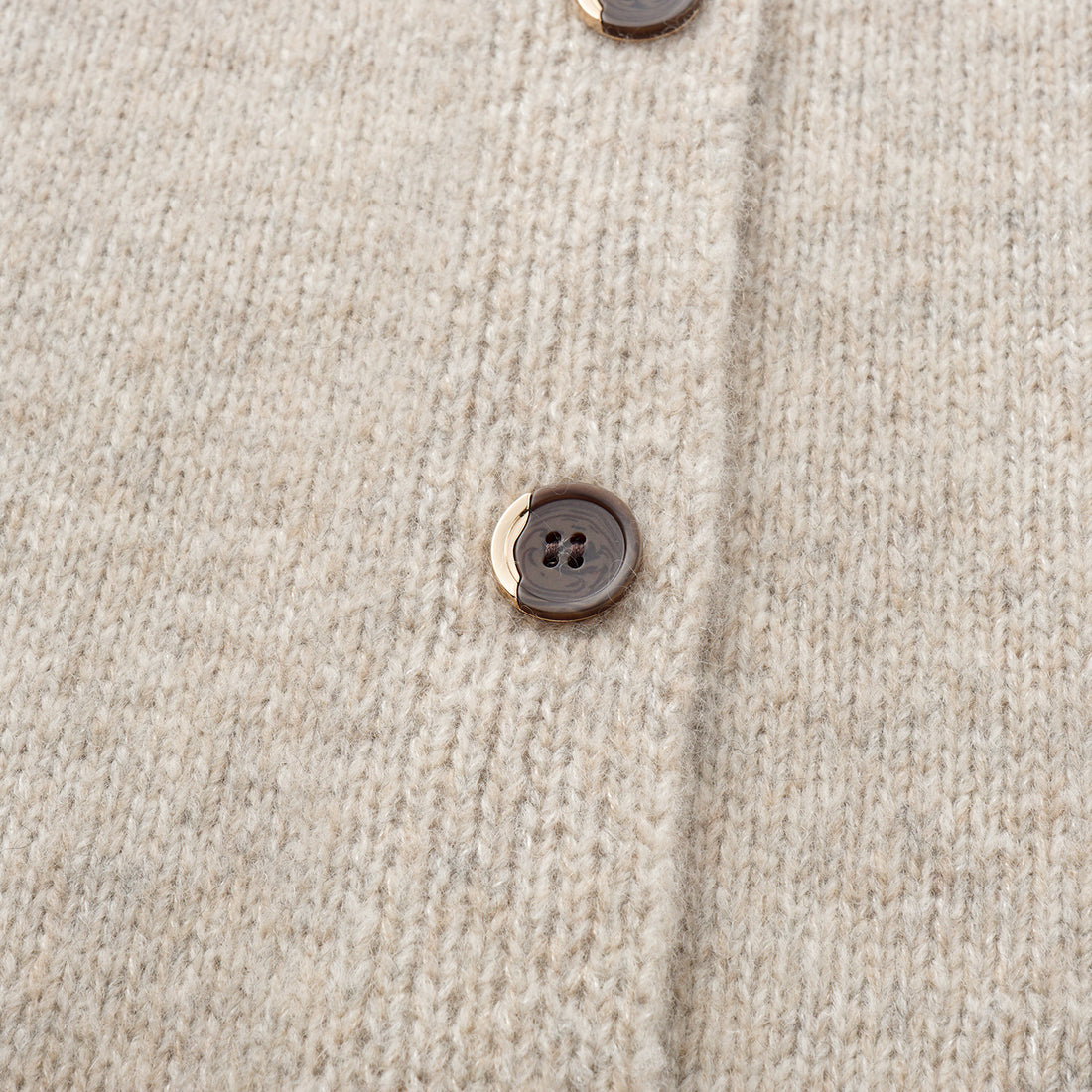 “Winter Diary” Cashmere真絲霧染絨柔細針立領外套—Millhouse Toast焙香磨坊