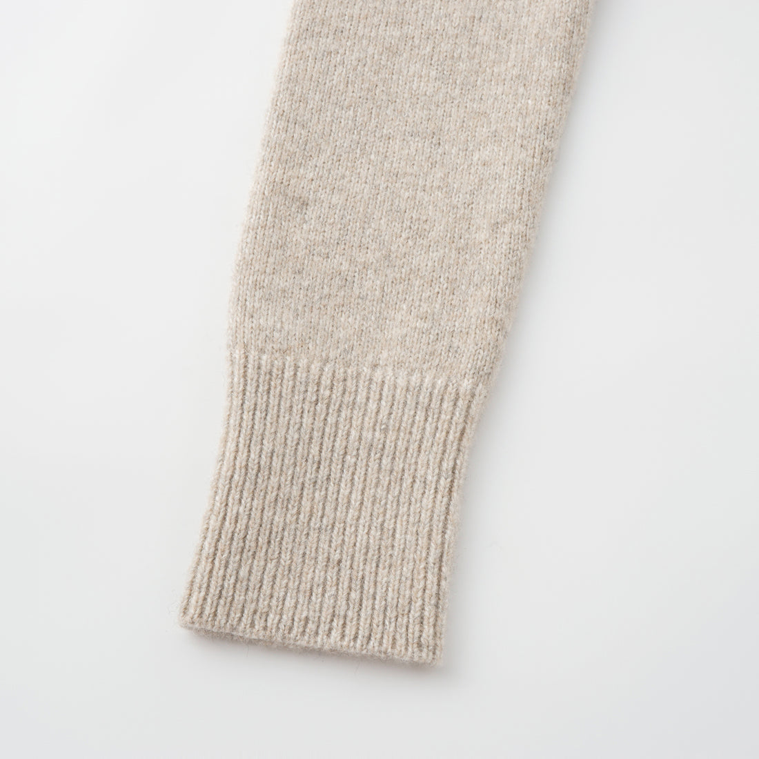 “Winter Diary” Cashmere真絲霧染絨柔細針立領外套—Millhouse Toast焙香磨坊