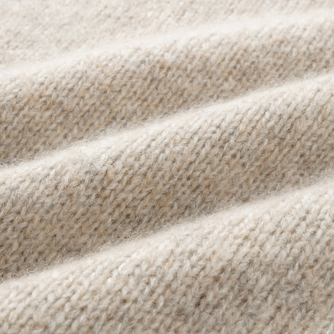 “Winter Diary” Cashmere真絲霧染絨柔細針立領外套—Millhouse Toast焙香磨坊