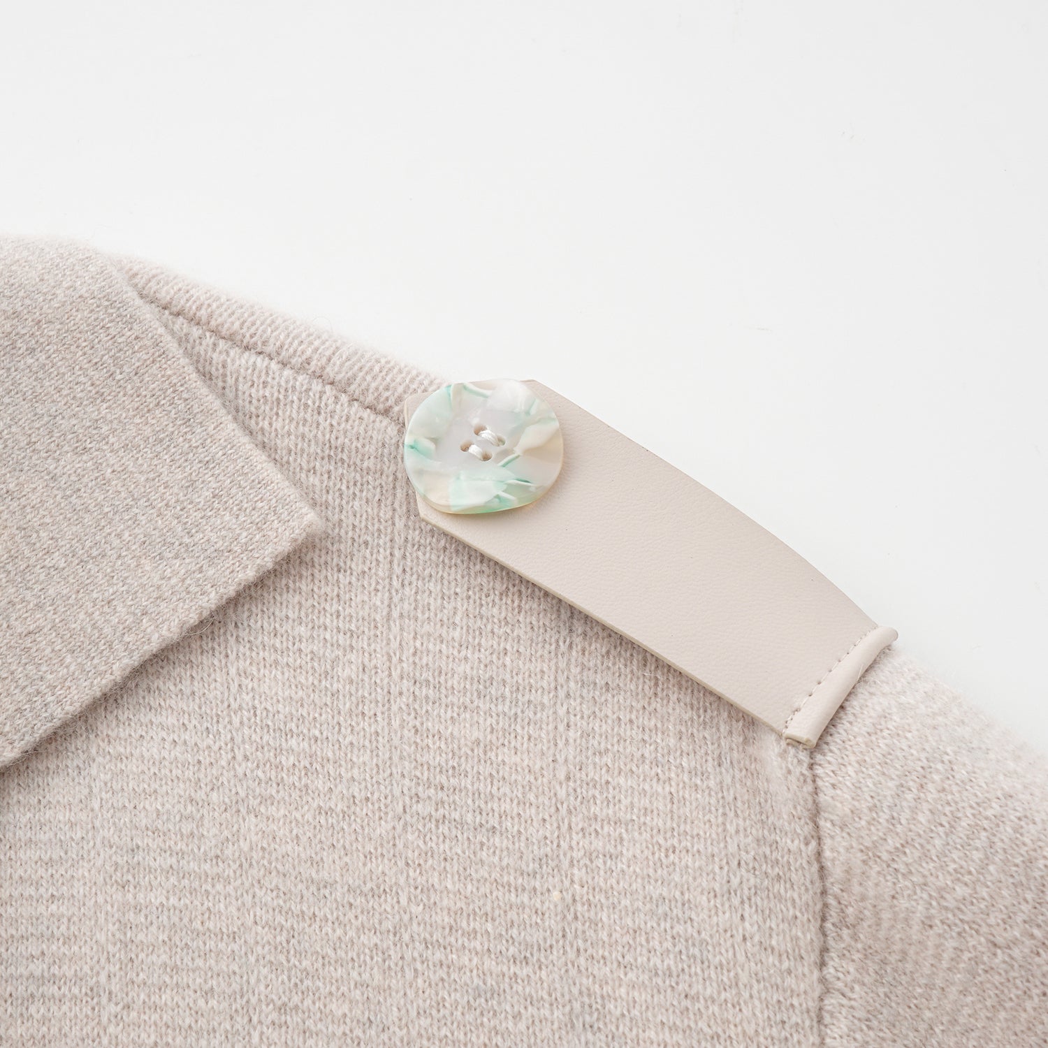 “Autumn Diary”100%Cashmere細絨工藝針織長外套—Soft Sketch柔光漫筆