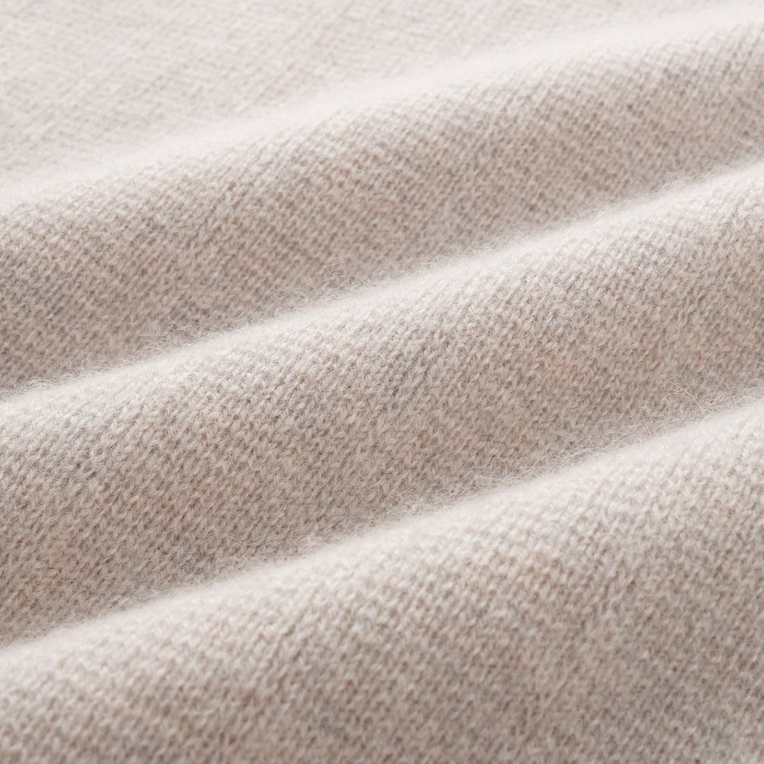 “Autumn Diary”100%Cashmere細絨工藝針織長外套—Soft Sketch柔光漫筆