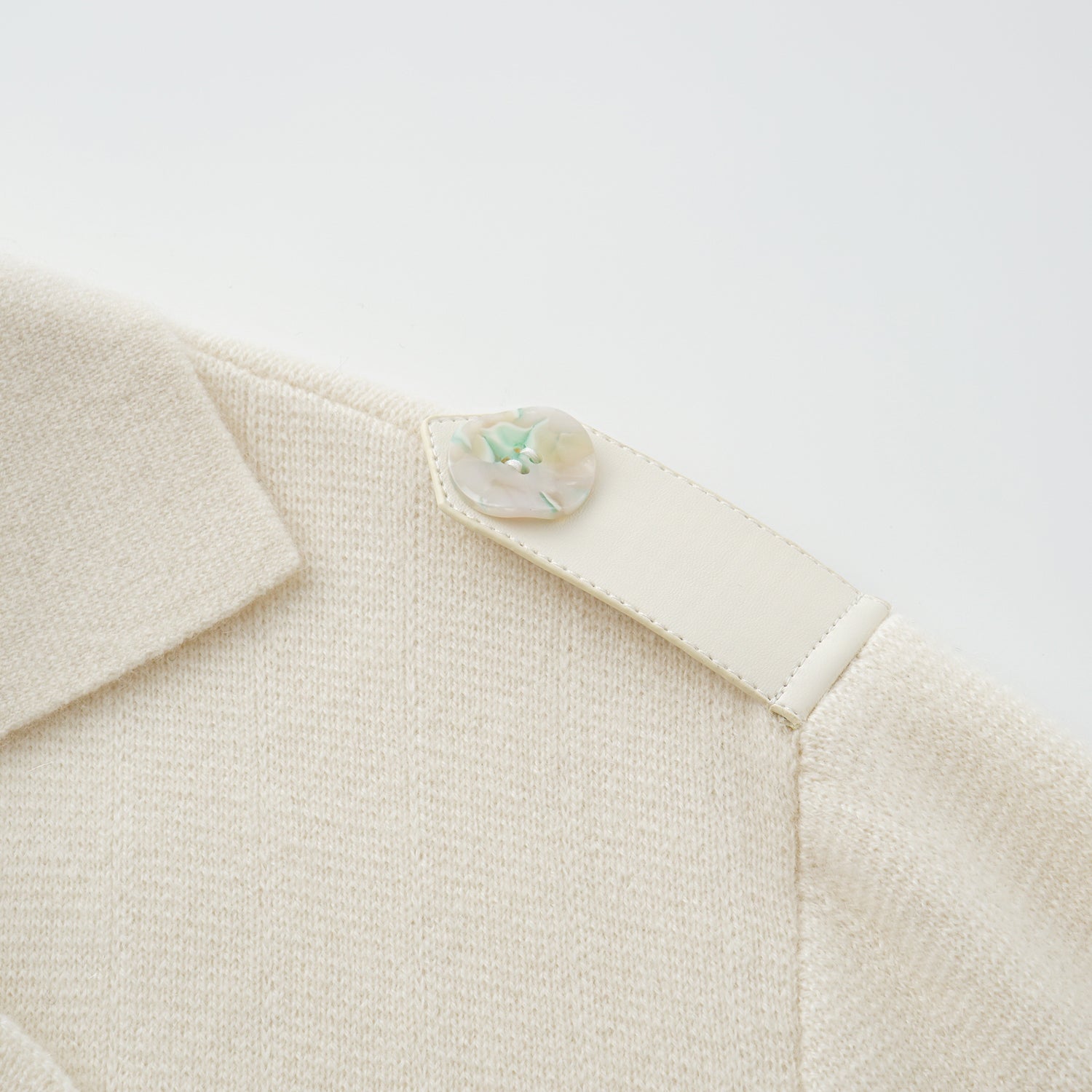 “Autumn Diary”100%Cashmere細絨工藝針織長外套—Winter Letters冬日信箋