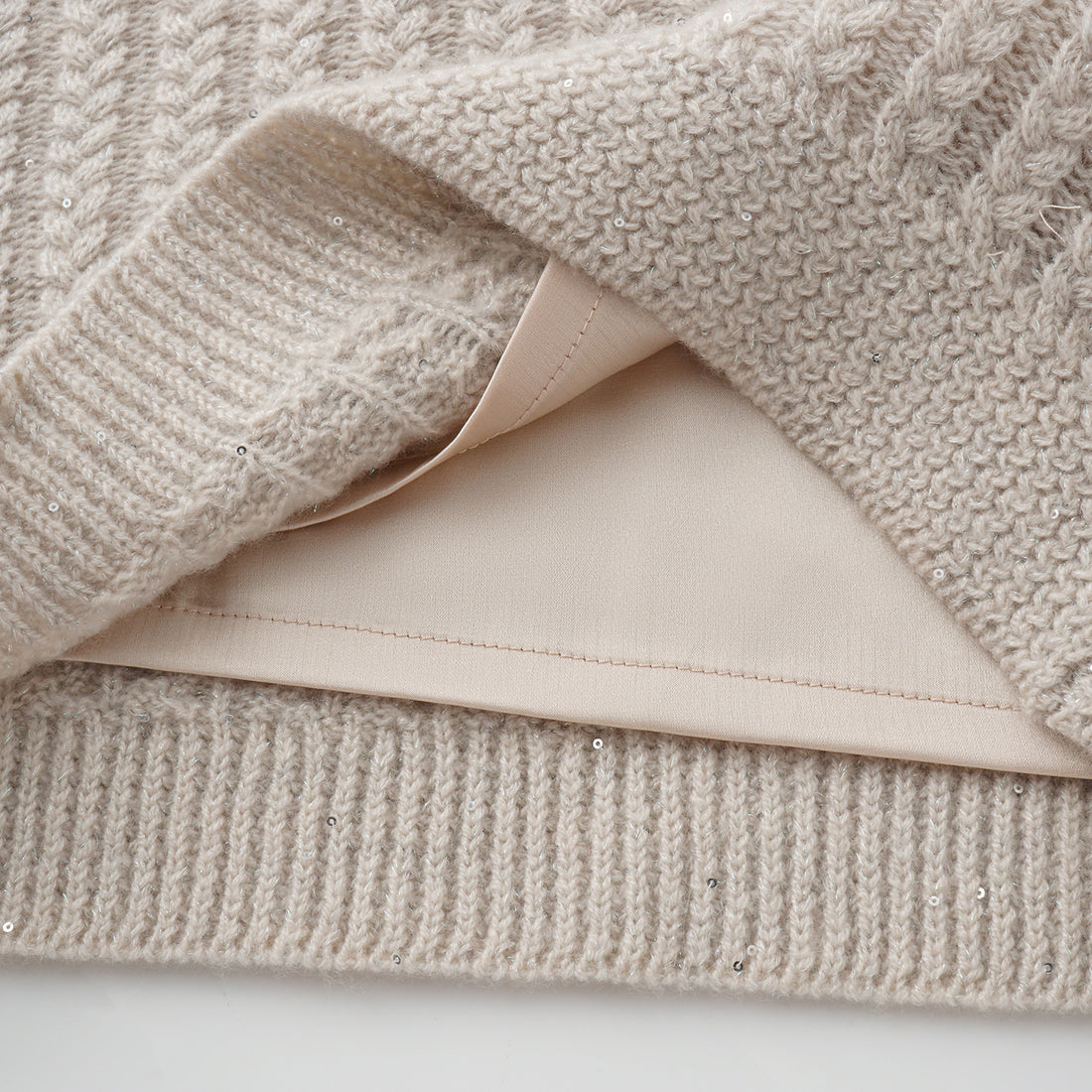 “Autumn Diary” 100% Cashmere 立體細麻花星點亮片針織短褲—Nordic Dawn北境黎明