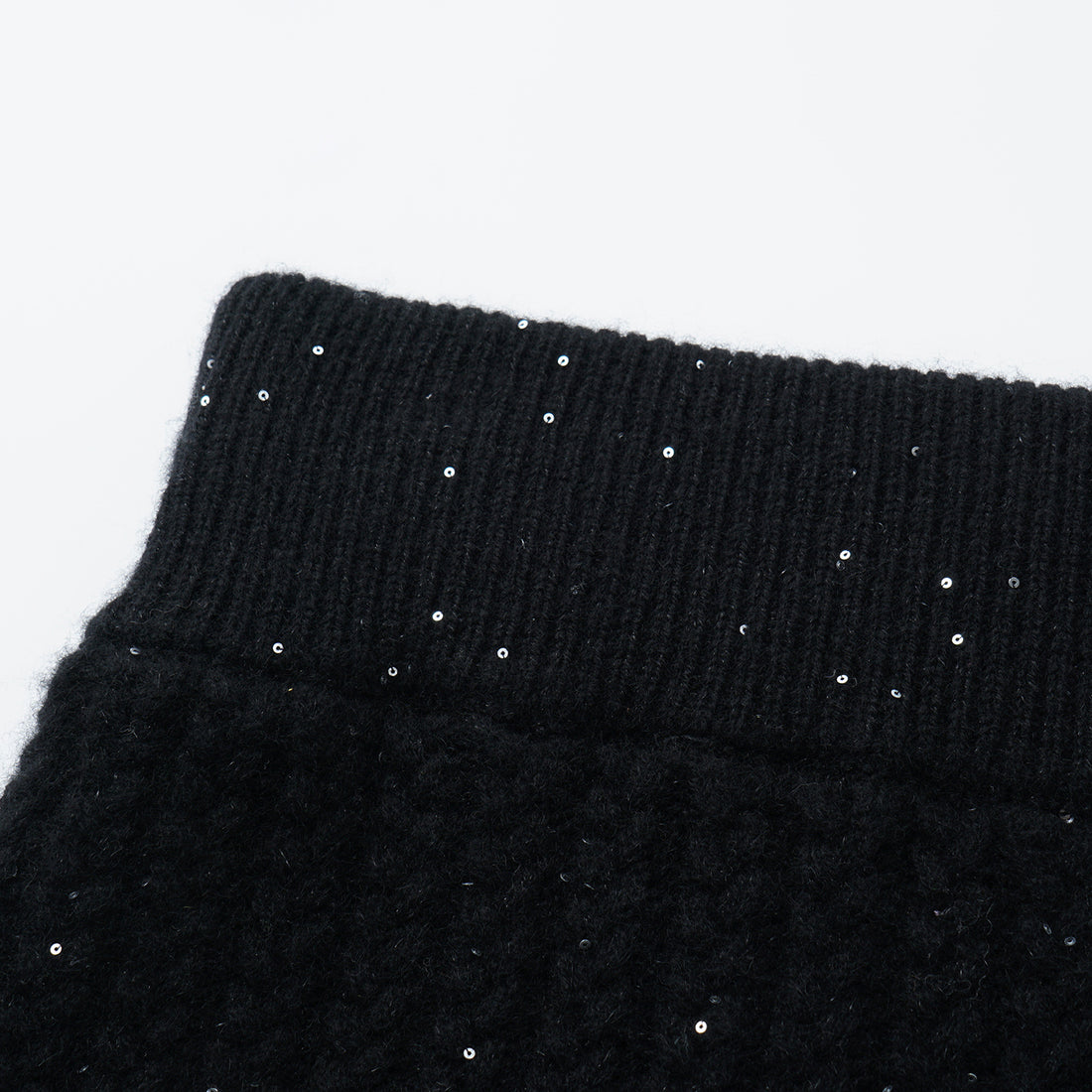 “Autumn Diary” 100% Cashmere 立體細麻花星點亮片針織短褲—Eternal Night極夜峽灣