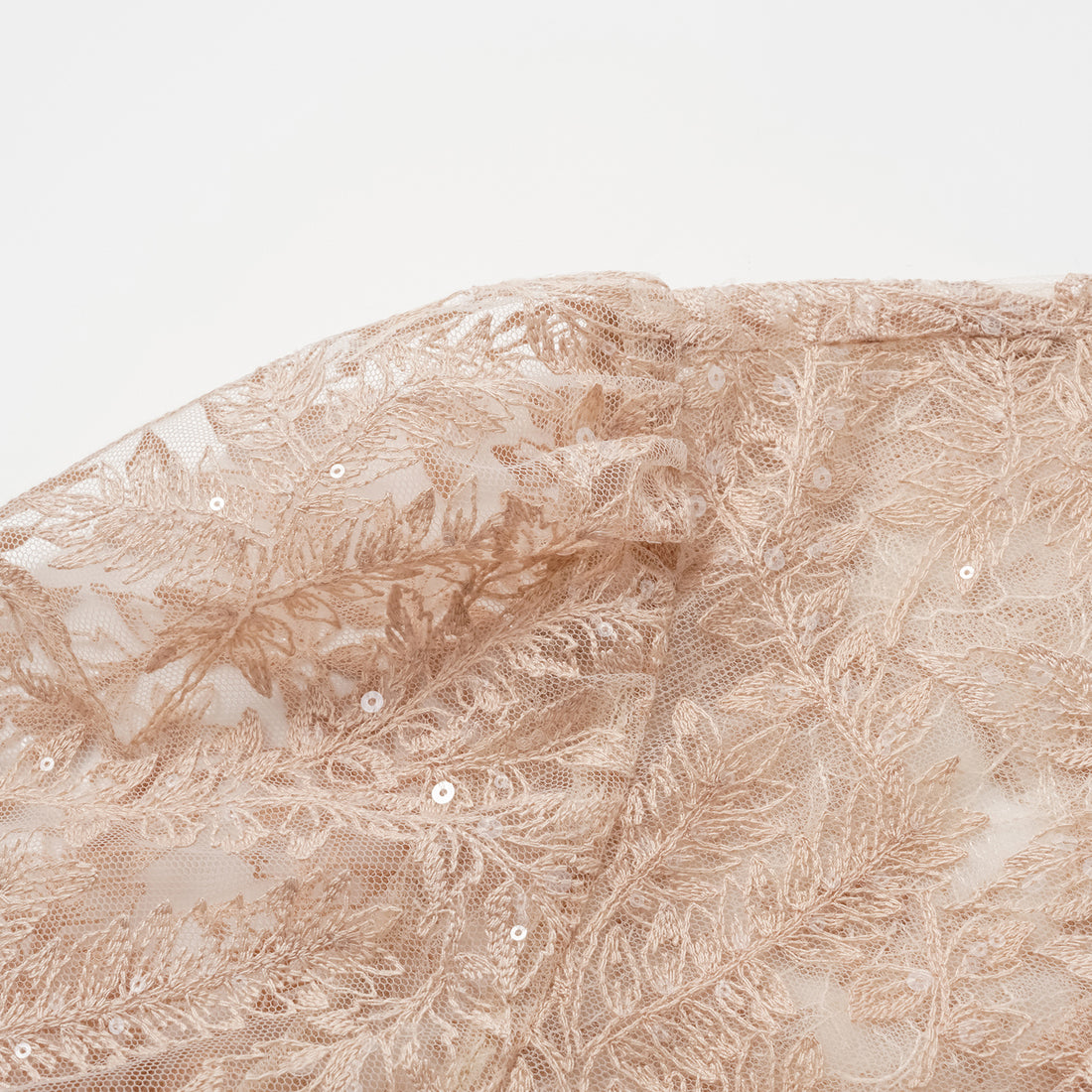 "Imperial Garden Teatime" 奢華珠繡輕國風蕾絲上衣