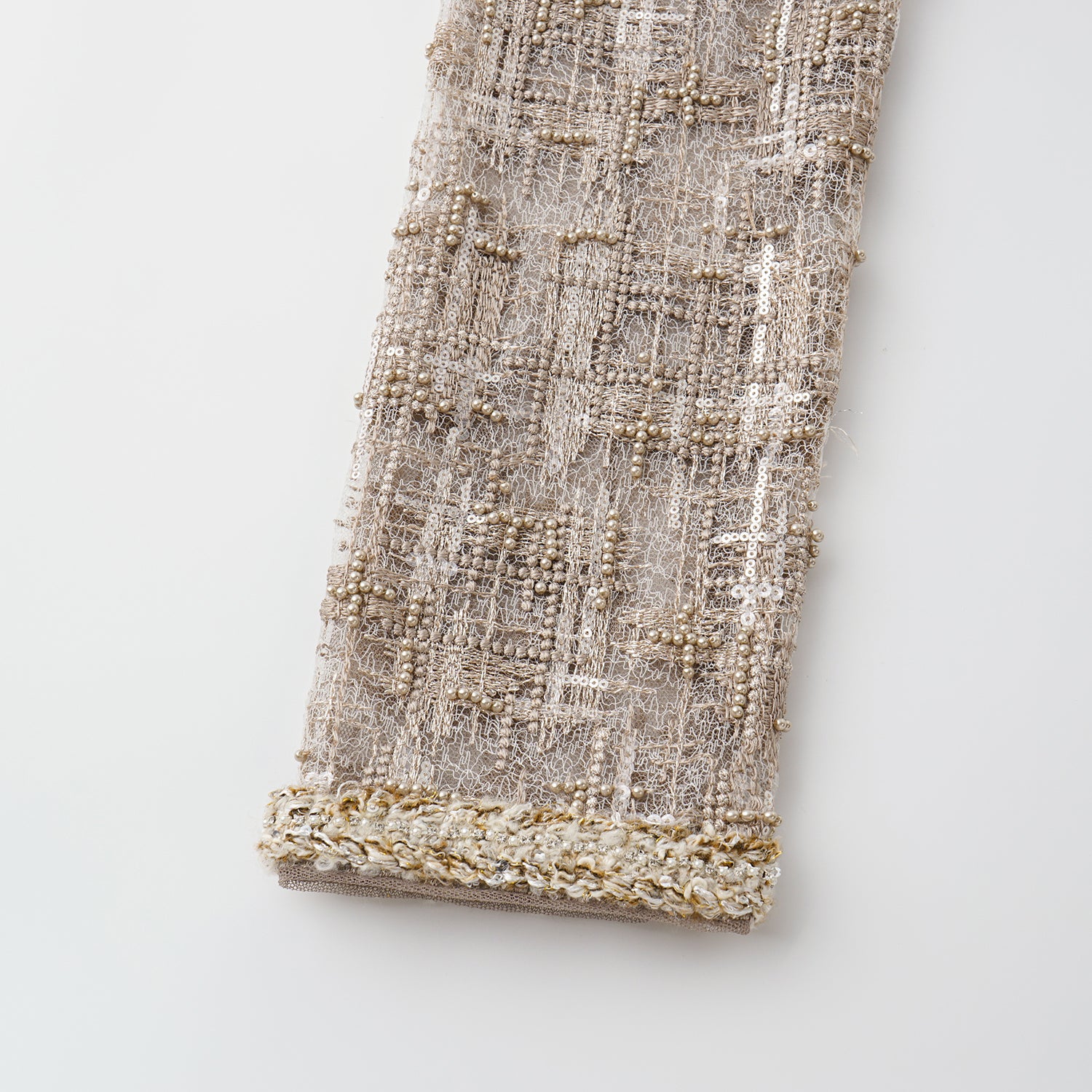 “Brunch at Ritz.” 奢華蕾絲畫藝珠繡外套—The Gilded Kiss克林姆之吻