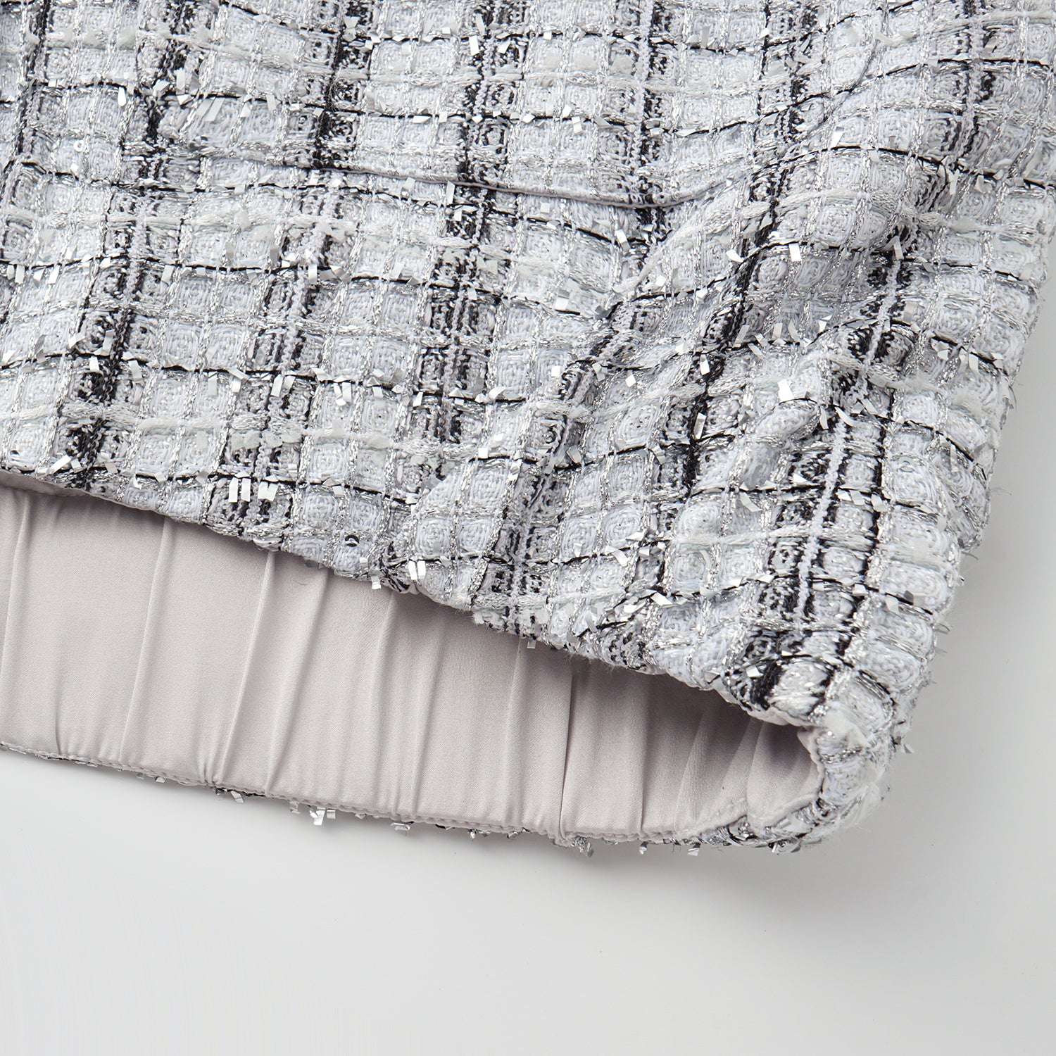 "Sloane Ave." 法國頂級銀燦工藝蕾絲花呢Oversized背心—Reflet Parisien巴黎倒影