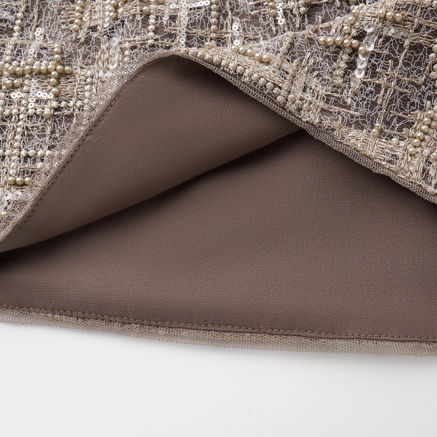 “Brunch at Ritz.” 奢華蕾絲畫藝珠繡短褲—The Gilded Kiss克林姆之吻