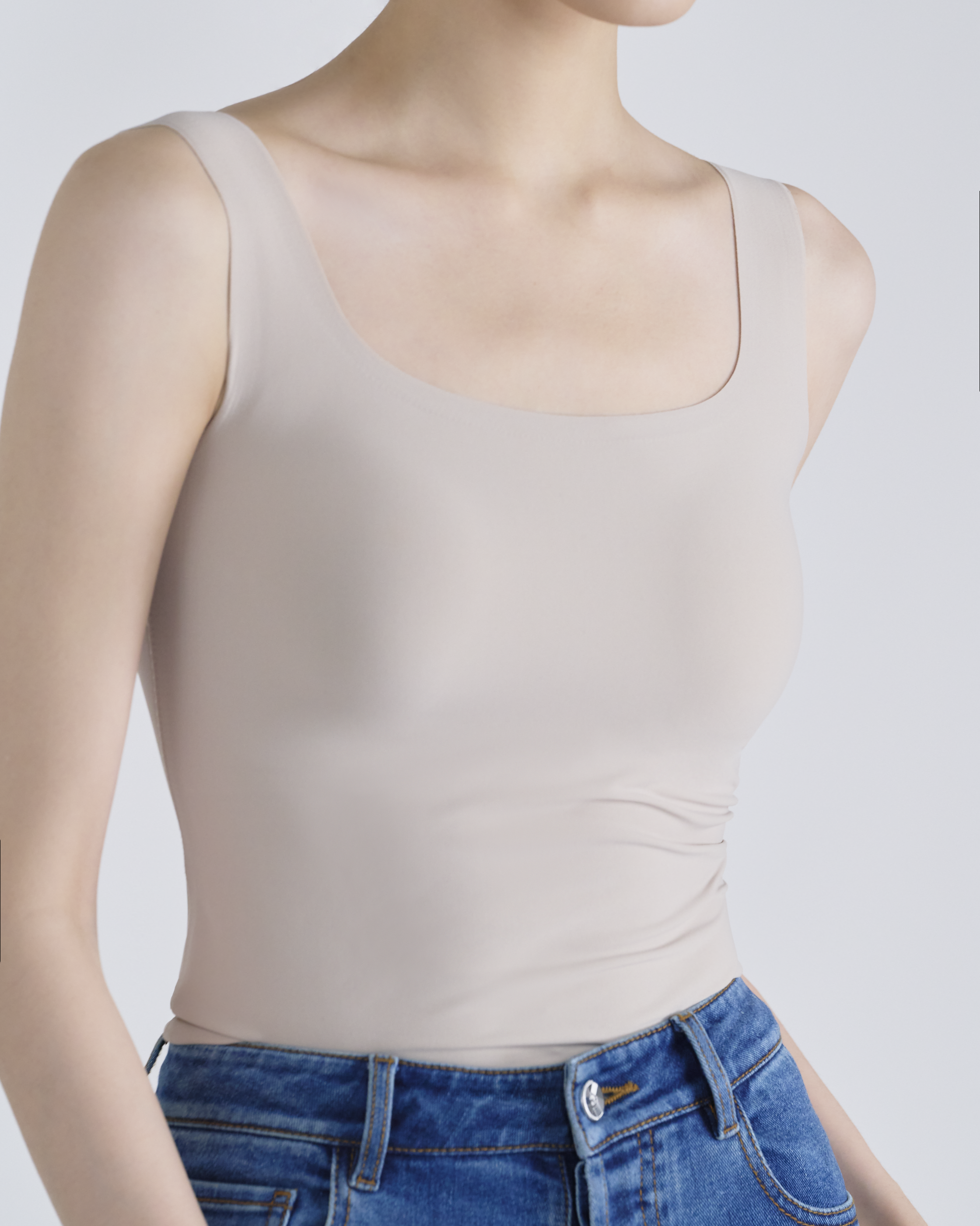 By Inch. 日本美肌科技無痕方領 Bra Top—裸色，商品展示圖 2