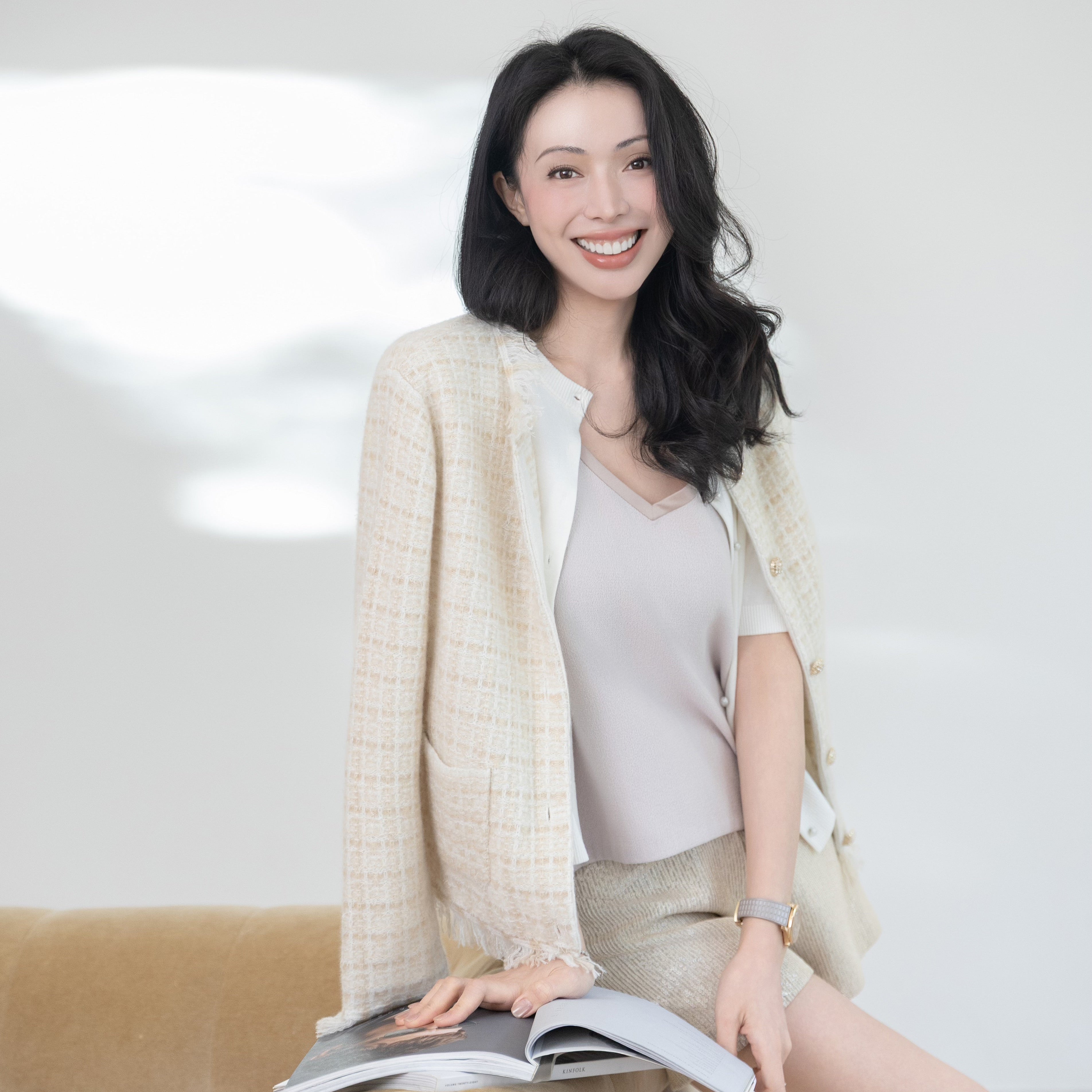 “Weekend at Monaco” Cashmere格織肌理流蘇針織外套—Sable Lumière 沙金微暈