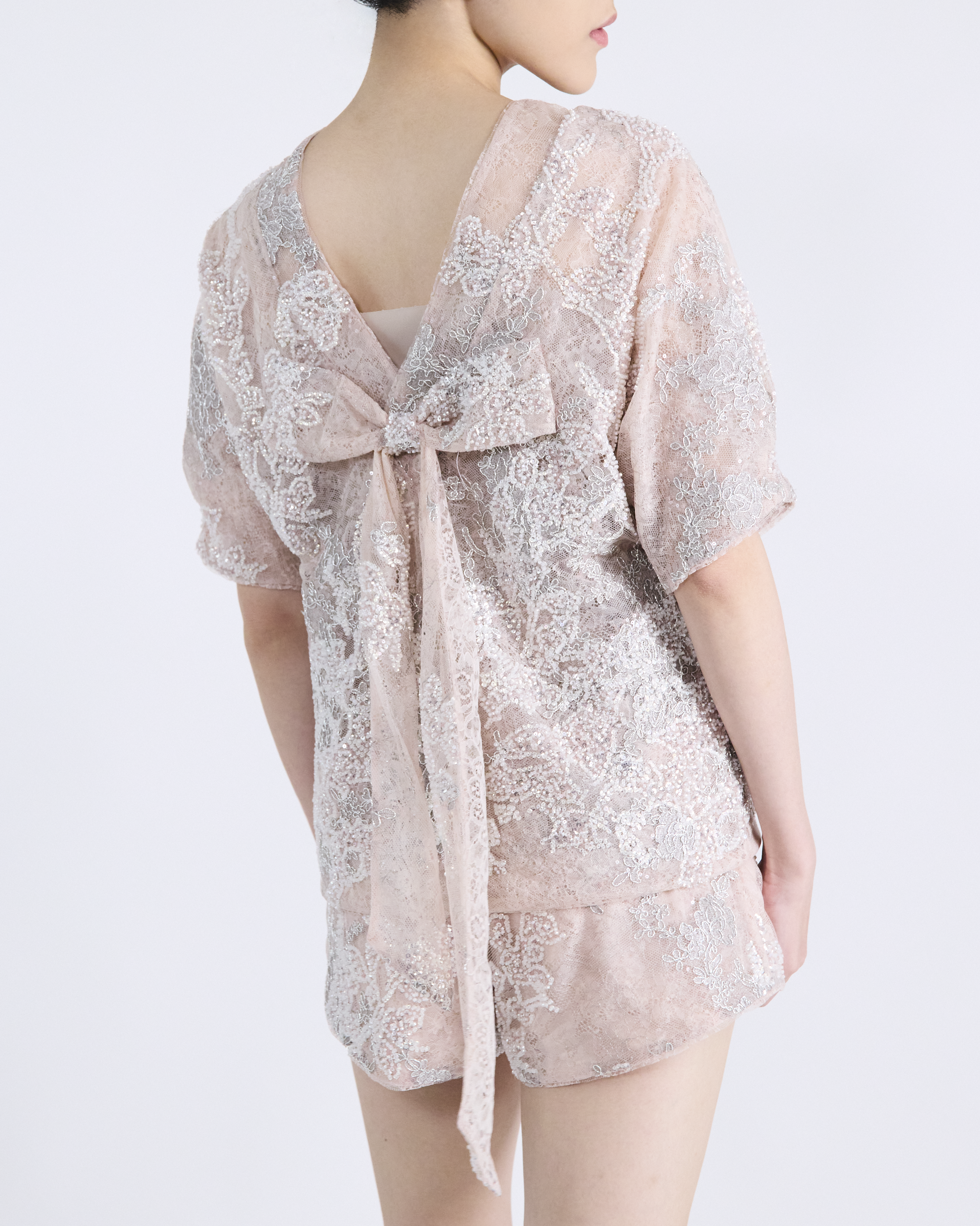 “The Gilded Hour”銀絲花影珠繡蝴蝶結上衣—Peony 芍藥