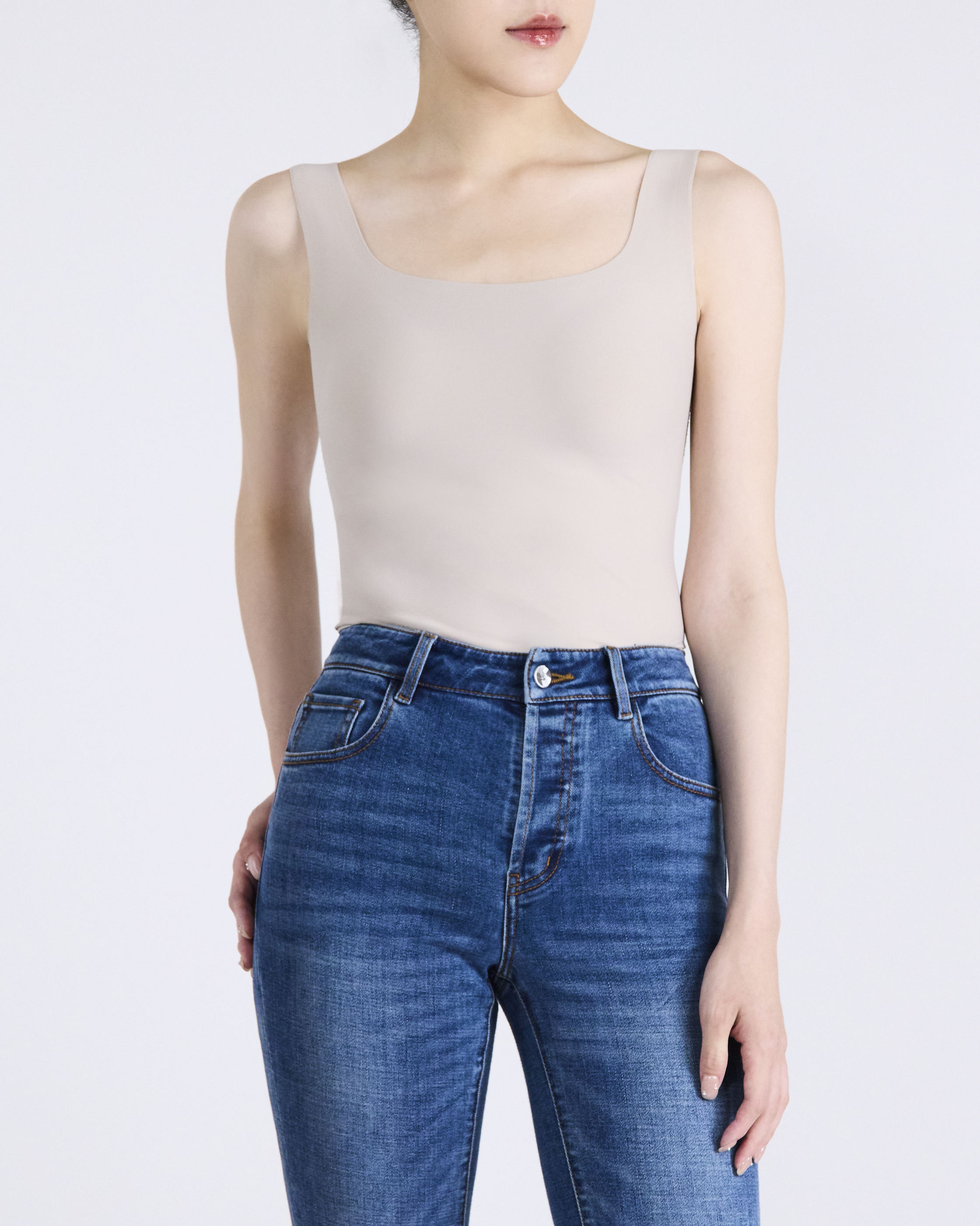 By Inch. 日本美肌科技無痕方領 Bra Top—裸色，商品展示圖 1