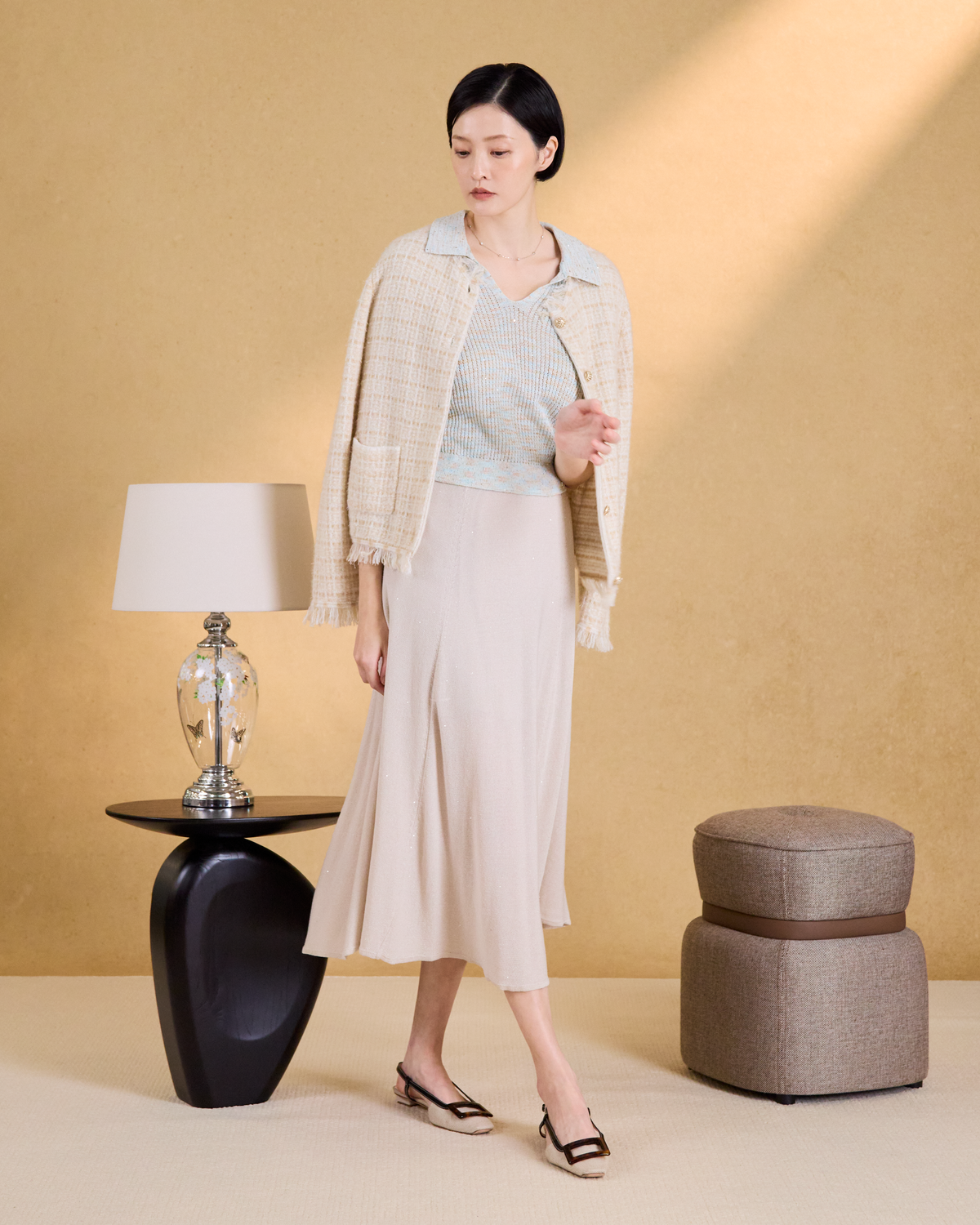 “花呢柔想 Tweed Reverie • 沙金微暈 Sable Lumière” 真絲 Cashmere 格織肌理流蘇針織外套