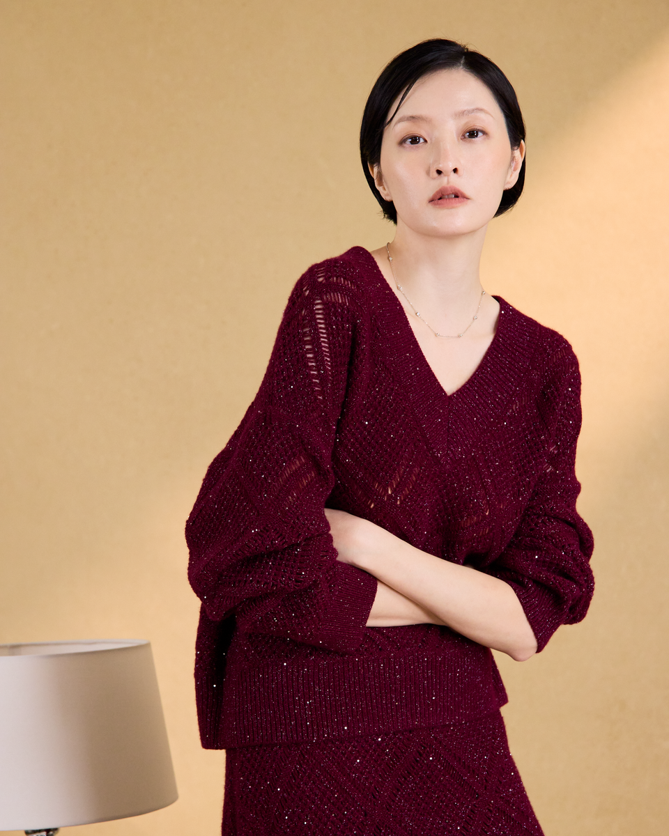 “星鑽鏤織 • Garnet 石榴紅”100% Cashmere V 領針織上衣 1