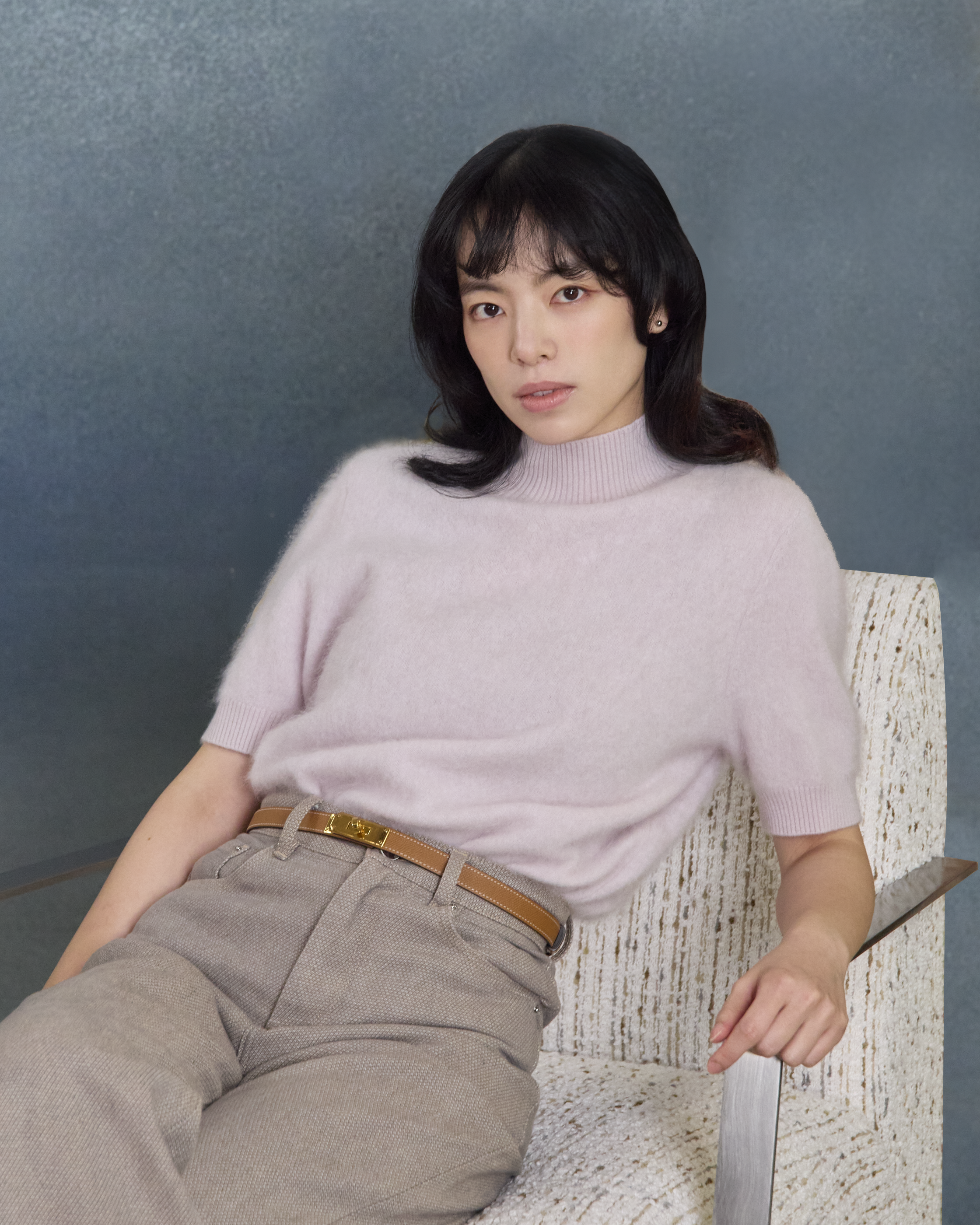 “一襲柔光 A Soft Halo • 柔霧薰紫 Soft Lavender” 100% Cashmere 極細絨柔梳纖工藝立領五分袖上衣