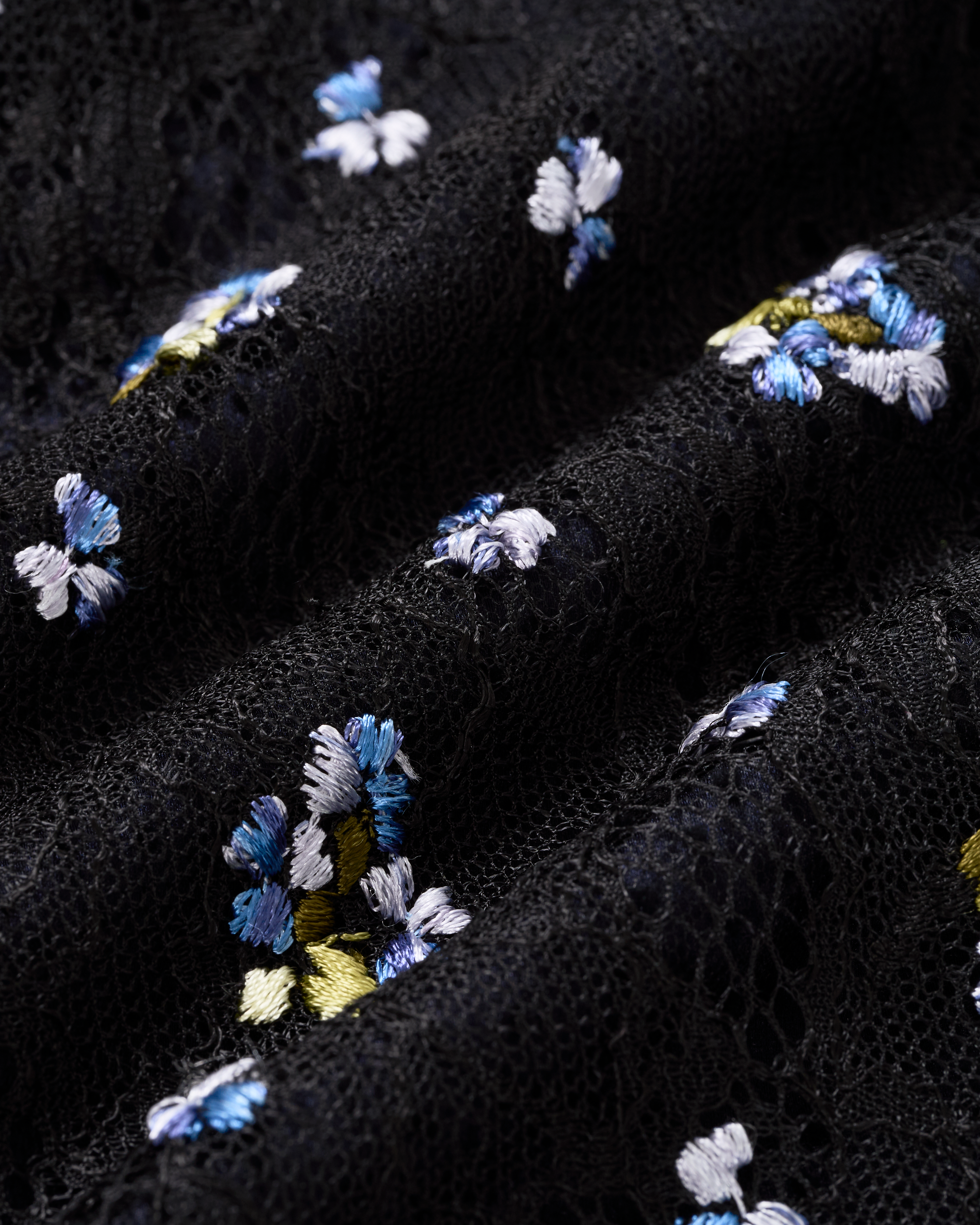 Dèlain by CJA Quiet Mastery 法國花卉刺繡工藝蕾絲系列—Bluebell Mist 藍鈴薄霧