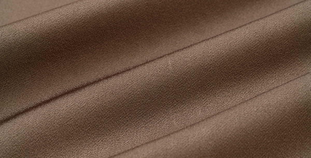 “日常步調 Everyday Rhythm • 胡桃棕 Walnut Brown” 日本Soalon抗皺三醋酸緞光高腰打褶闊腿褲