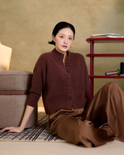 “柔軟偏愛 A Soft Spot • 泰迪棕 Teddy Brown” 100% Cashmere 絨柔細針針織外套 (Yarn by Loro Piana)