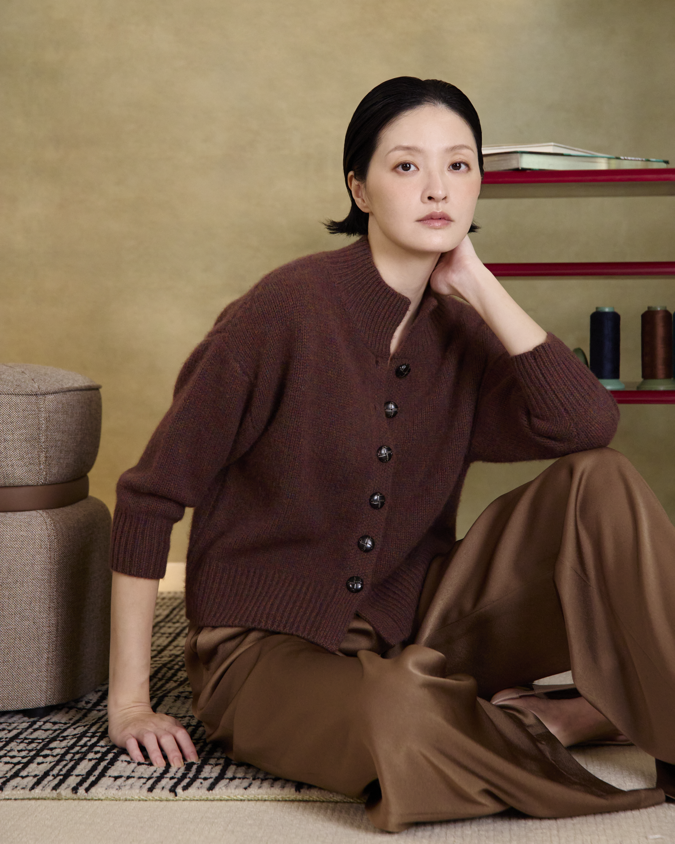 “柔軟偏愛 A Soft Spot • 泰迪棕 Teddy Brown” 100% Cashmere 絨柔細針針織外套 (Yarn by Loro Piana)