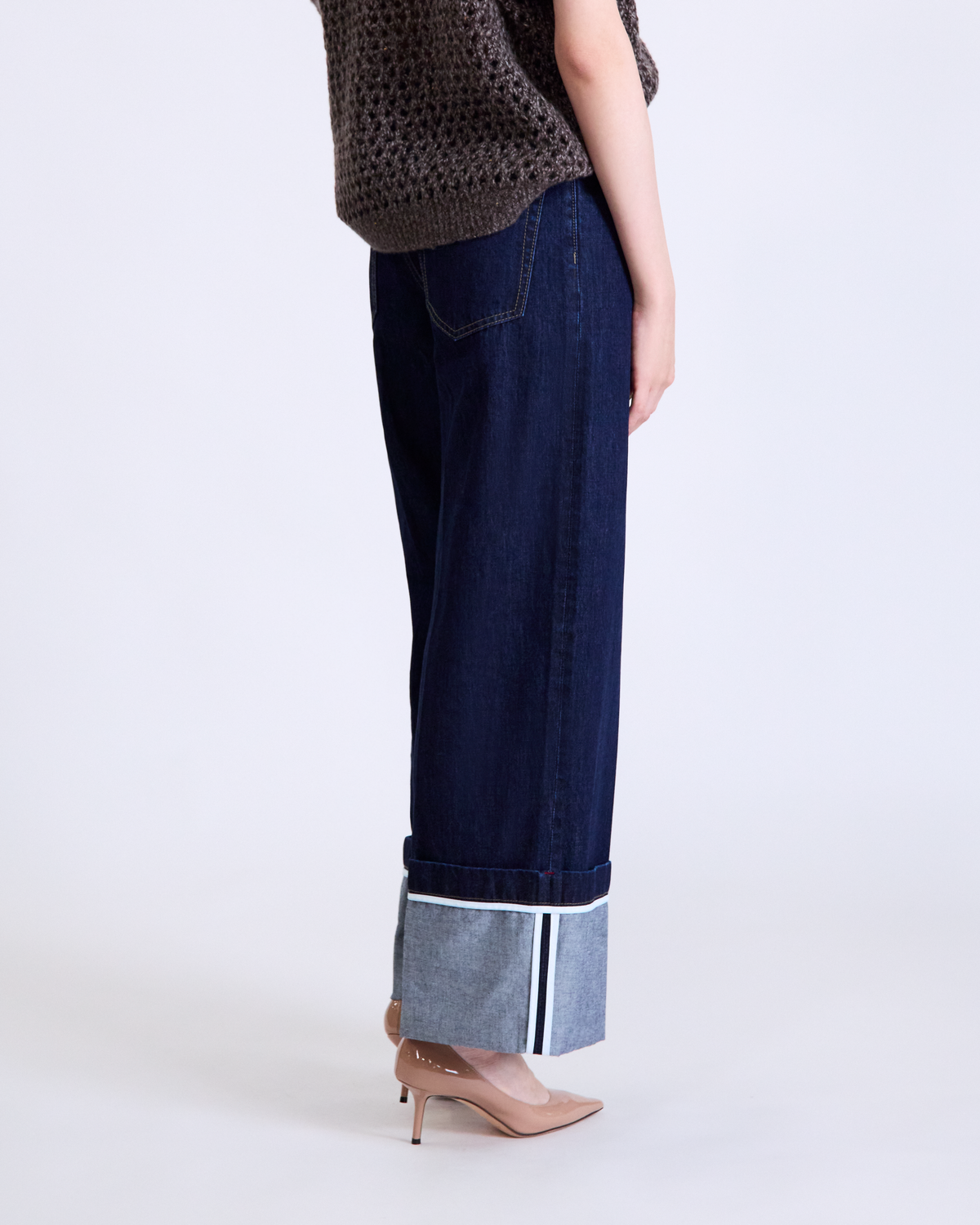 “偷偷放個假 A Little Escape • 單寧藍 Denim Blue” 日本頂級單寧高腰反摺牛仔褲