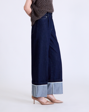 “偷偷放個假 A Little Escape • 單寧藍 Denim Blue” 日本頂級單寧高腰反摺牛仔褲