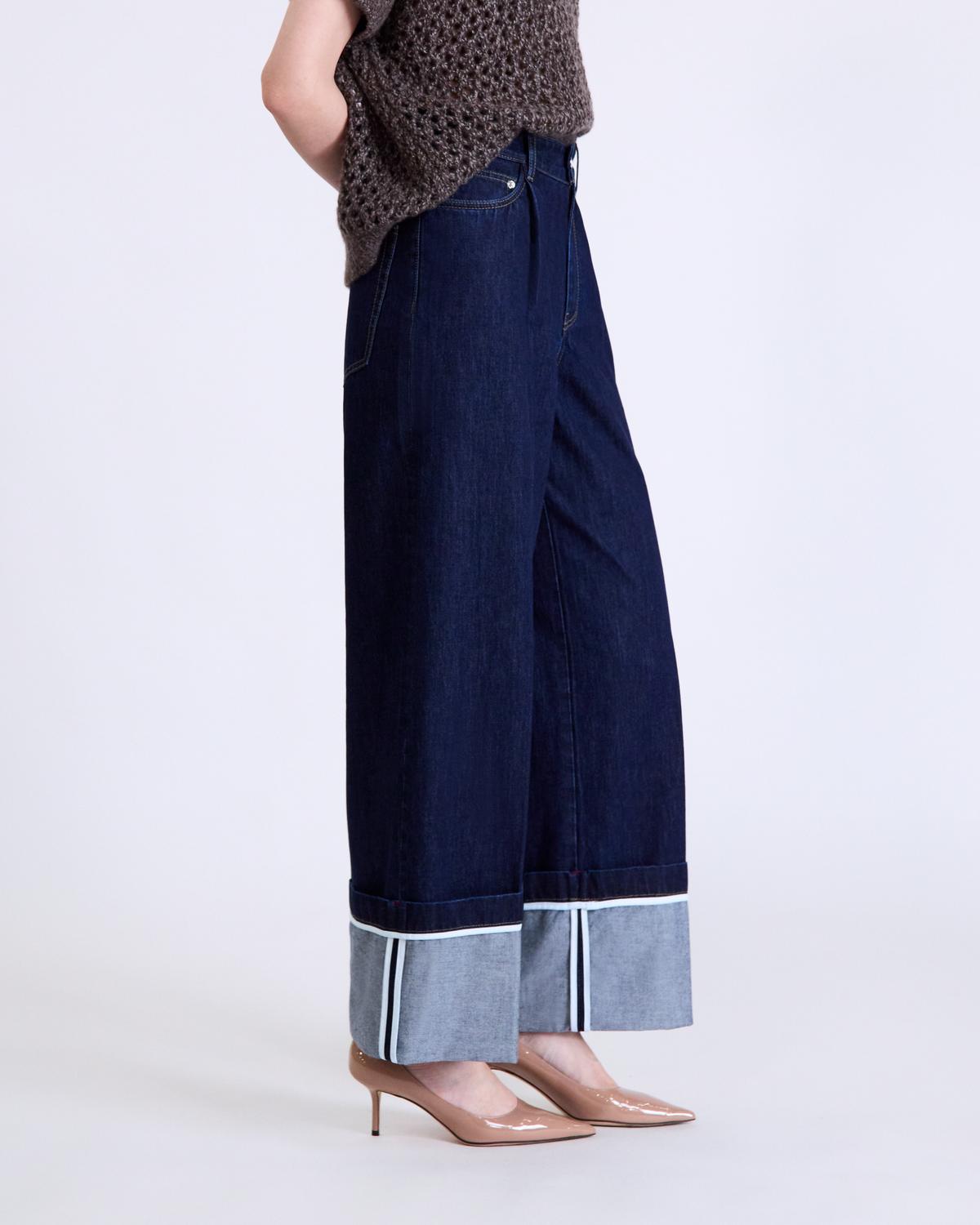 “偷偷放個假 A Little Escape • 單寧藍 Denim Blue” 日本頂級單寧高腰反摺牛仔褲
