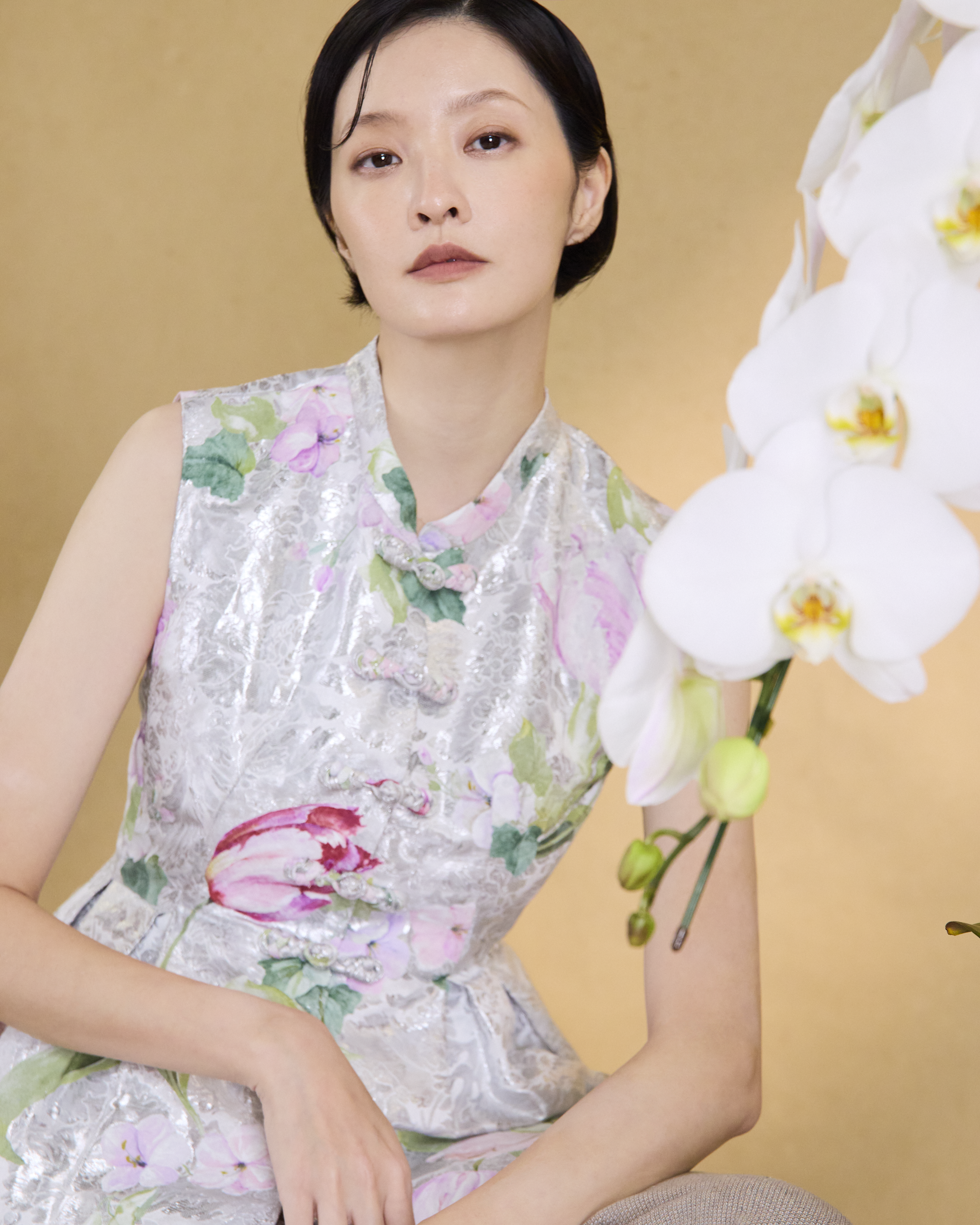 “花間自若 Blooming Poise”義大利高級訂製手繪緹花修身馬甲輕國風上衣